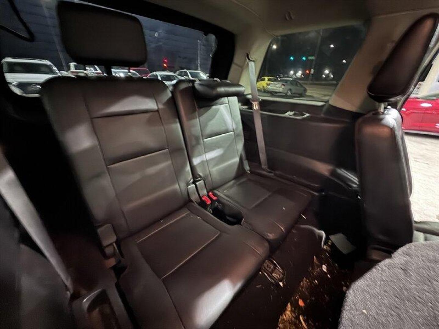 2007 Silver Ford Explorer Limited (1FMEU75817U) with an 4.6L V8 292hp 300ft. lbs. engine, Automatic transmission, located at 25355 Eames Street, Channahon, IL, 60410, (815) 467-1807, 41.429108, -88.228432 - This 2007 Ford Explorer Limited 4x4 is a local trade powered by the V8, offering solid capability and room for the whole crew. It comes equipped with heated leather seats, a sunroof, and 7-passenger seating, making it a well-optioned SUV for its age. Please note: this vehicle is being sold as-is, a - Photo#15