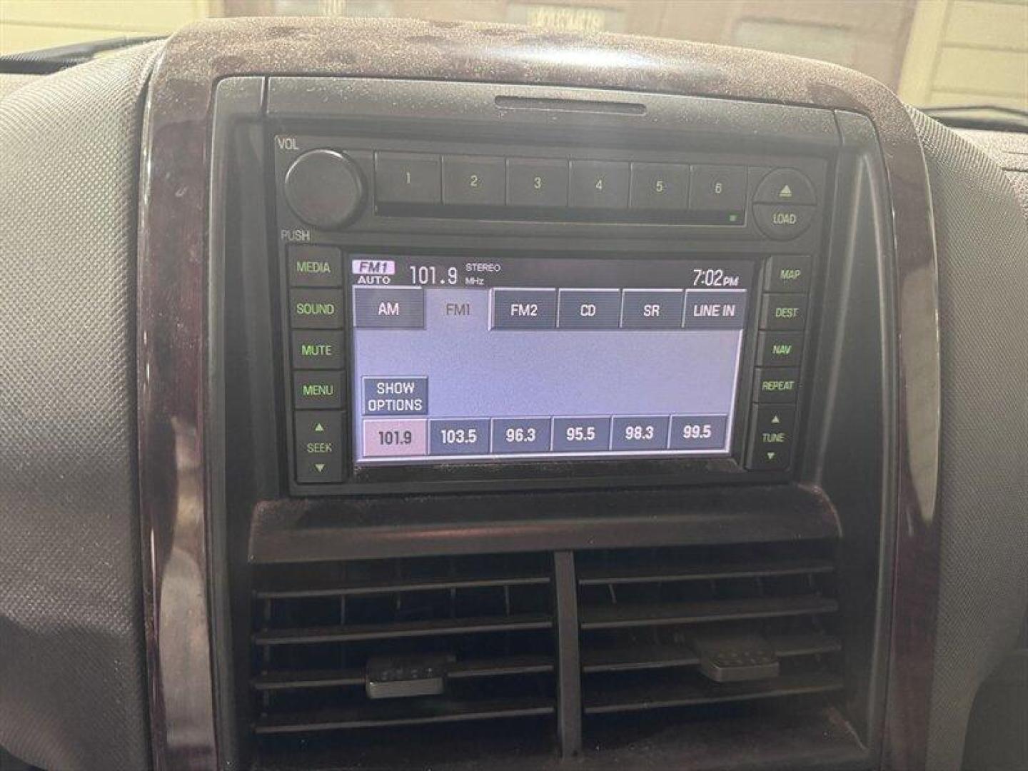 2007 Silver Ford Explorer Limited (1FMEU75817U) with an 4.6L V8 292hp 300ft. lbs. engine, Automatic transmission, located at 25355 Eames Street, Channahon, IL, 60410, (815) 467-1807, 41.429108, -88.228432 - This 2007 Ford Explorer Limited 4x4 is a local trade powered by the V8, offering solid capability and room for the whole crew. It comes equipped with heated leather seats, a sunroof, and 7-passenger seating, making it a well-optioned SUV for its age. Please note: this vehicle is being sold as-is, a - Photo#18