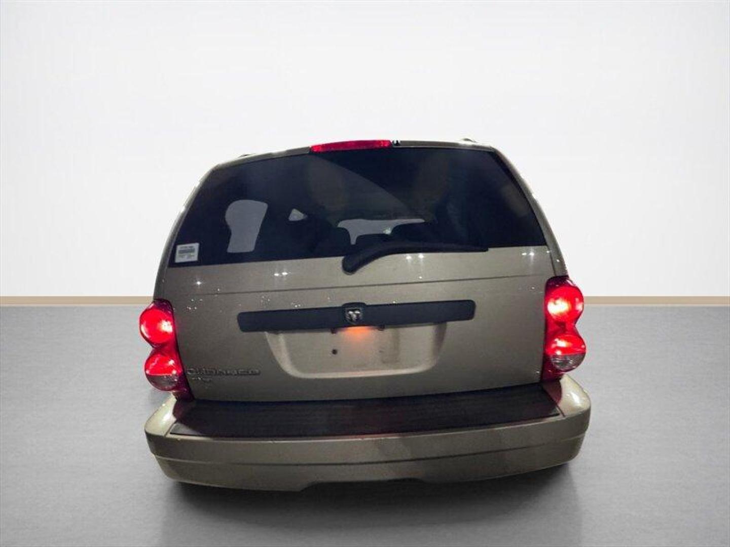 2008 Tan Dodge Durango SLT (1D8HB48N18F) with an Magnum 4.7L V8 303hp 330ft. lbs. engine, Automatic transmission, located at 25355 Eames Street, Channahon, IL, 60410, (815) 467-1807, 41.429108, -88.228432 - This 2008 Dodge Durango SLT 4x4 is a local trade that runs and drives and offers 7-passenger seating with the capability of 4x4 when you need it. Please note: the body is in rough shape, and this vehicle is being sold as-is, as shown. We are not inspecting it, and it is priced accordingly for someo - Photo#4