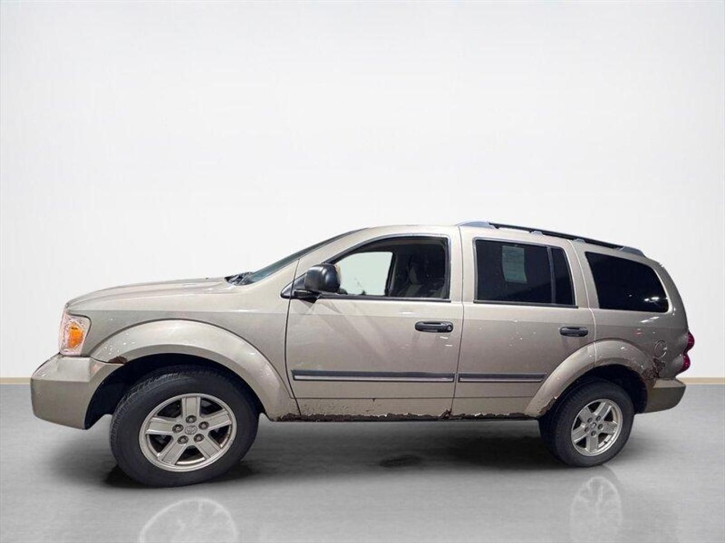 2008 Tan Dodge Durango SLT (1D8HB48N18F) with an Magnum 4.7L V8 303hp 330ft. lbs. engine, Automatic transmission, located at 25355 Eames Street, Channahon, IL, 60410, (815) 467-1807, 41.429108, -88.228432 - This 2008 Dodge Durango SLT 4x4 is a local trade that runs and drives and offers 7-passenger seating with the capability of 4x4 when you need it. Please note: the body is in rough shape, and this vehicle is being sold as-is, as shown. We are not inspecting it, and it is priced accordingly for someo - Photo#6