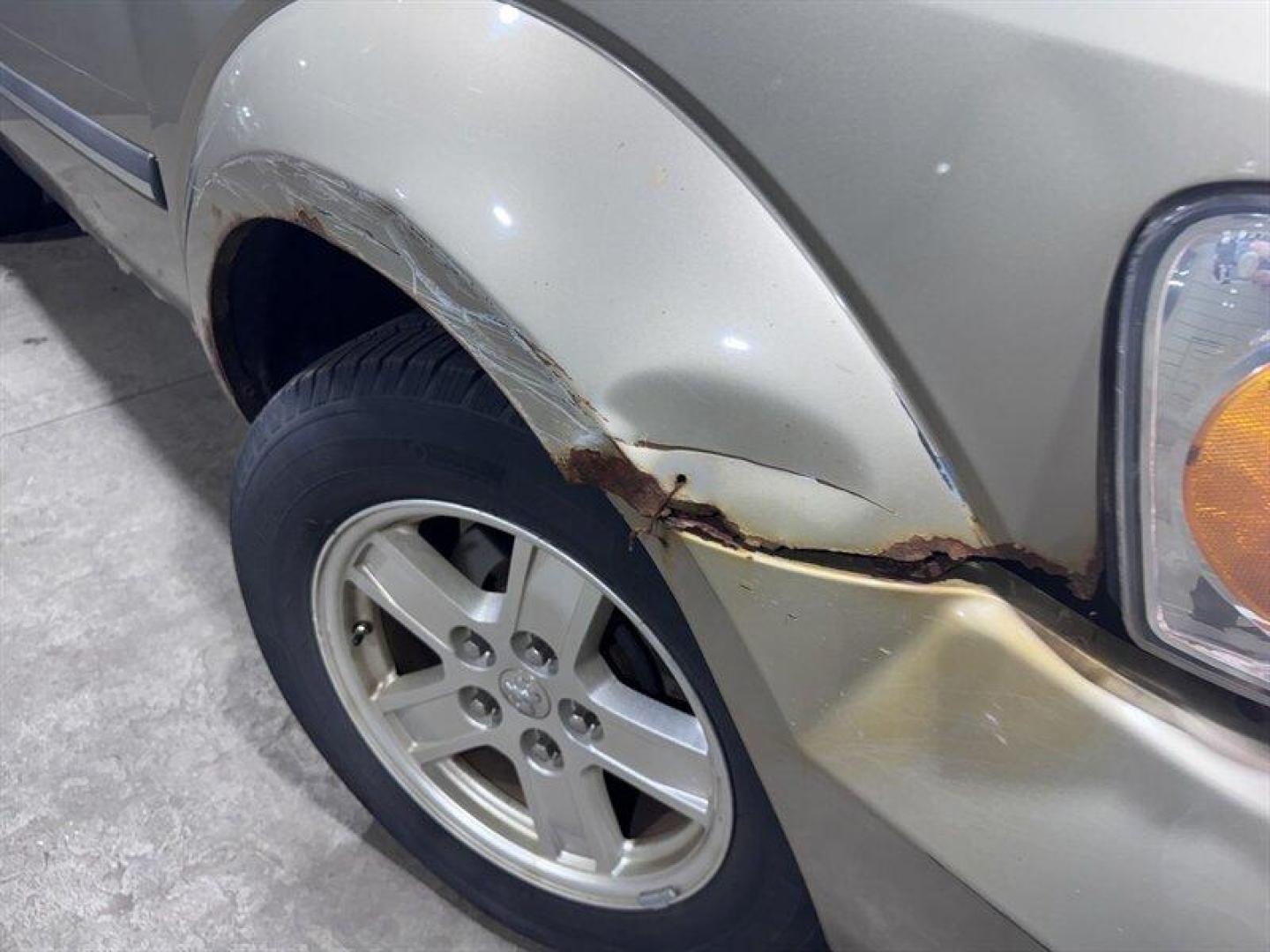 2008 Tan Dodge Durango SLT (1D8HB48N18F) with an Magnum 4.7L V8 303hp 330ft. lbs. engine, Automatic transmission, located at 25355 Eames Street, Channahon, IL, 60410, (815) 467-1807, 41.429108, -88.228432 - This 2008 Dodge Durango SLT 4x4 is a local trade that runs and drives and offers 7-passenger seating with the capability of 4x4 when you need it. Please note: the body is in rough shape, and this vehicle is being sold as-is, as shown. We are not inspecting it, and it is priced accordingly for someo - Photo#27