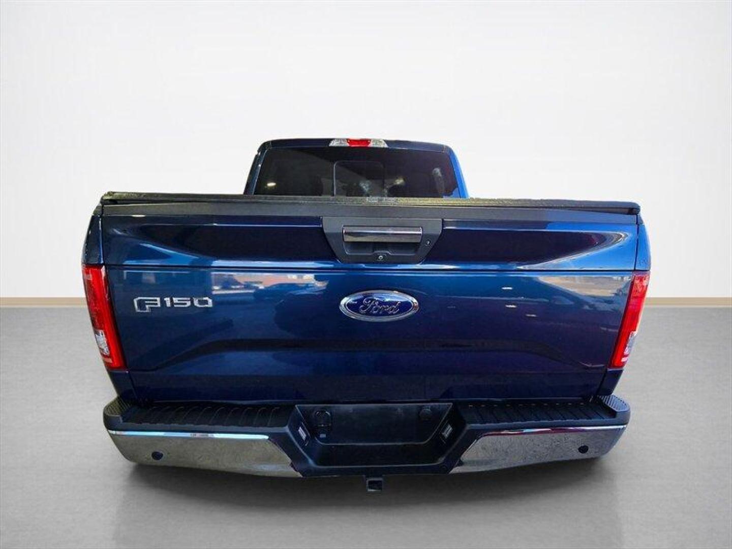 2017 Lightning Blue Ford F-150 XLT (1FTEW1EG8HF) with an EcoBoost 3.5L Twin Turbo V6 375hp 470ft. lbs. engine, Automatic transmission, located at 25355 Eames Street, Channahon, IL, 60410, (815) 467-1807, 41.429108, -88.228432 - 2017 Ford F-150 XLT Blue Jeans with Magnetic accents exterior, Medium Earth Gray interior. This truck is in excellent overall condition and is powered by the EcoBoost 3.5L twin-turbo V6 producing 375 hp and 470 lb-ft of torque. EPA fuel economy is rated at 17 MPG city and 23 MPG highway, delivering - Photo#4