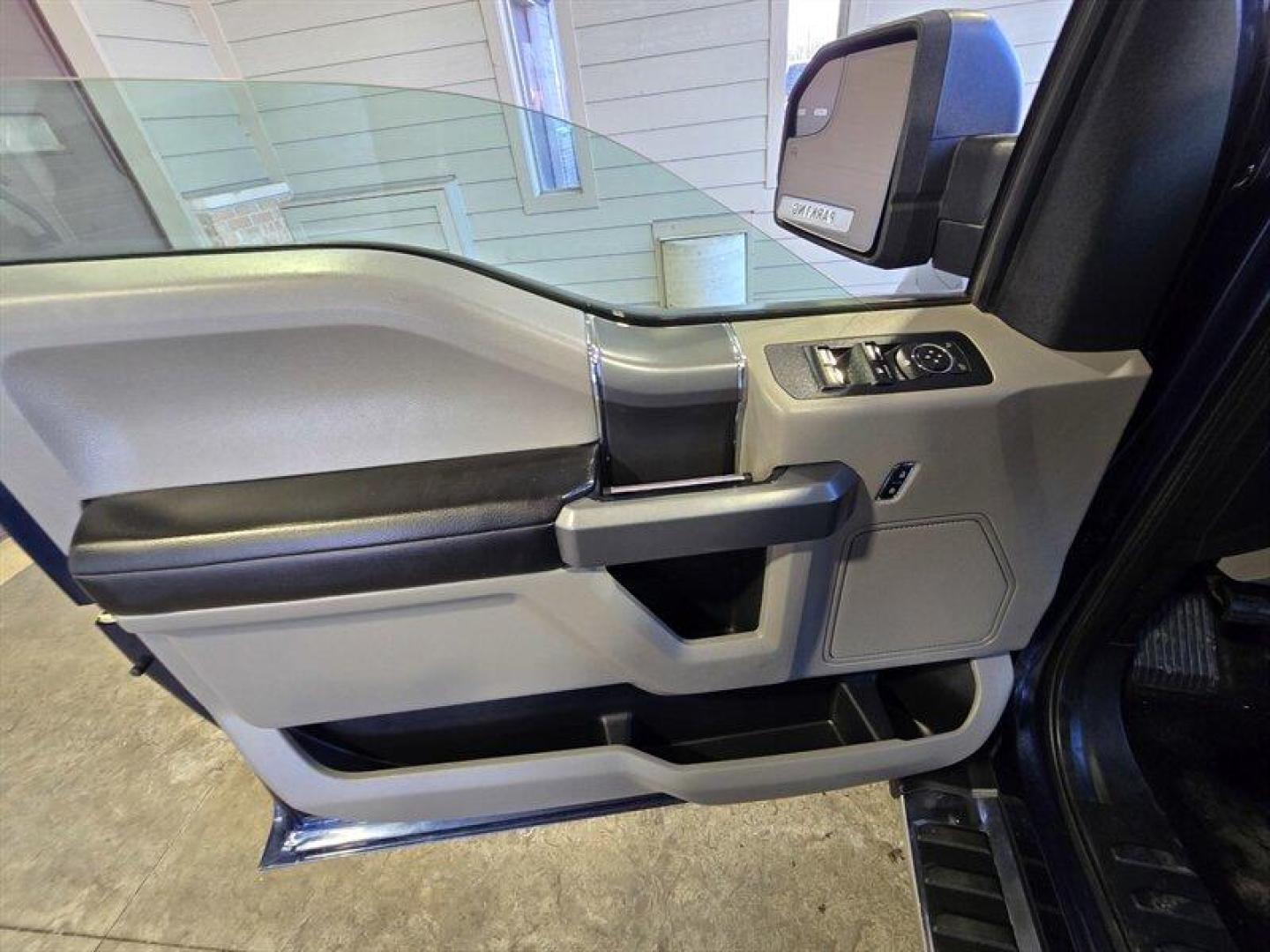 2017 Lightning Blue Ford F-150 XLT (1FTEW1EG8HF) with an EcoBoost 3.5L Twin Turbo V6 375hp 470ft. lbs. engine, Automatic transmission, located at 25355 Eames Street, Channahon, IL, 60410, (815) 467-1807, 41.429108, -88.228432 - 2017 Ford F-150 XLT Blue Jeans with Magnetic accents exterior, Medium Earth Gray interior. This truck is in excellent overall condition and is powered by the EcoBoost 3.5L twin-turbo V6 producing 375 hp and 470 lb-ft of torque. EPA fuel economy is rated at 17 MPG city and 23 MPG highway, delivering - Photo#10