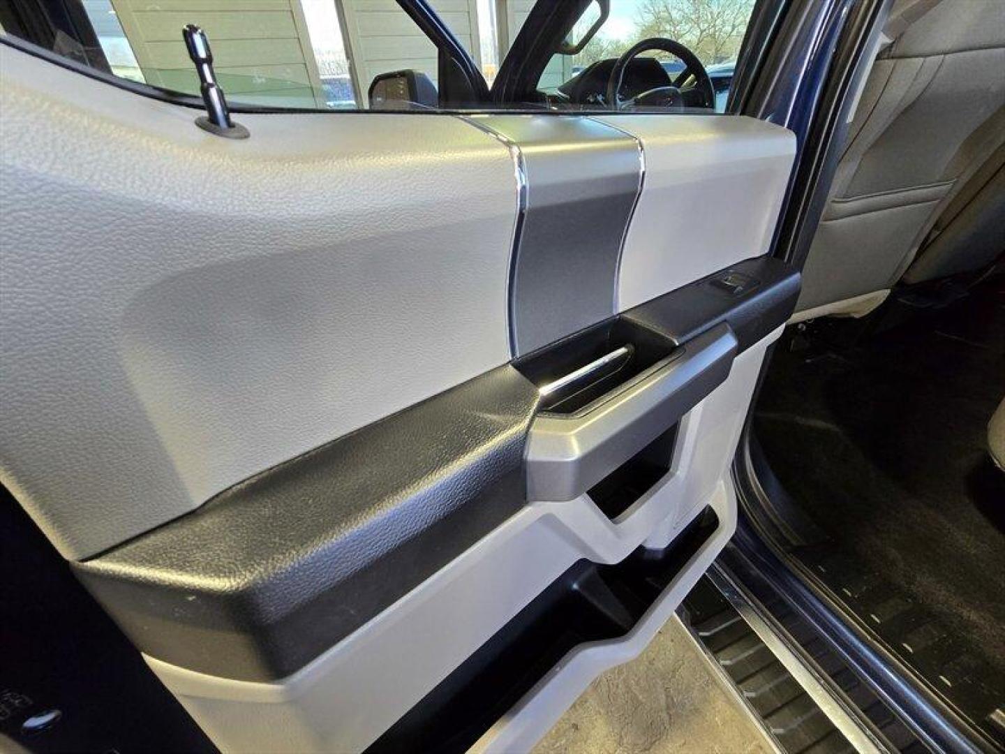 2017 Lightning Blue Ford F-150 XLT (1FTEW1EG8HF) with an EcoBoost 3.5L Twin Turbo V6 375hp 470ft. lbs. engine, Automatic transmission, located at 25355 Eames Street, Channahon, IL, 60410, (815) 467-1807, 41.429108, -88.228432 - 2017 Ford F-150 XLT Blue Jeans with Magnetic accents exterior, Medium Earth Gray interior. This truck is in excellent overall condition and is powered by the EcoBoost 3.5L twin-turbo V6 producing 375 hp and 470 lb-ft of torque. EPA fuel economy is rated at 17 MPG city and 23 MPG highway, delivering - Photo#23