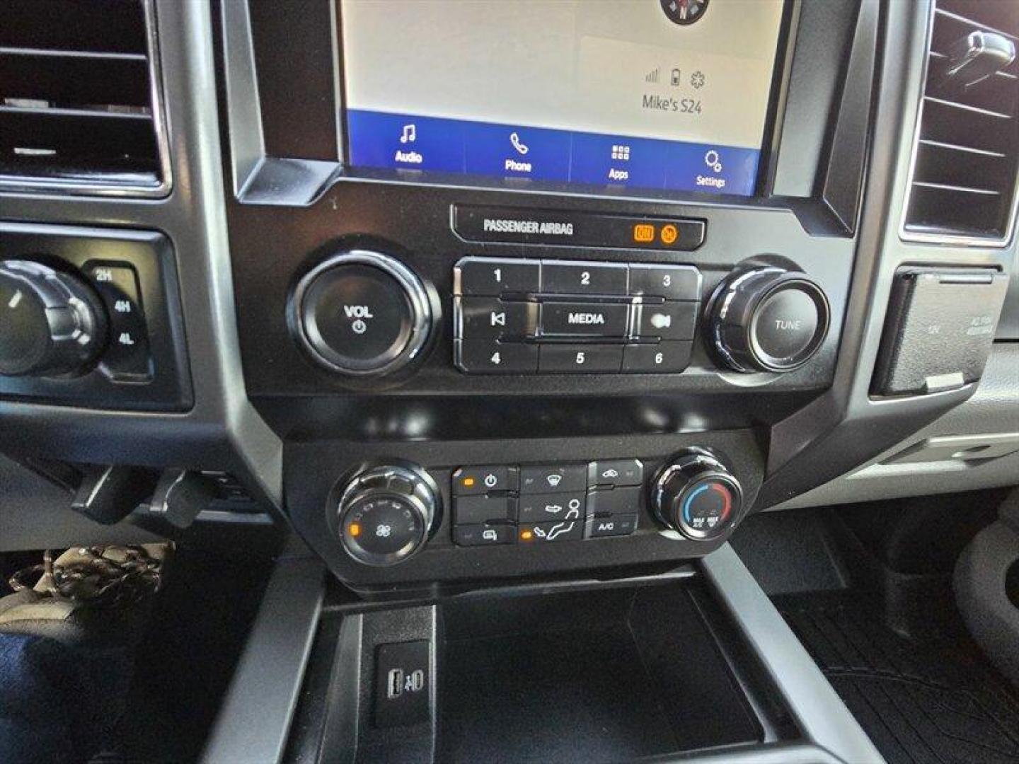 2020 Vermillion Red Ford F-350 XLT (1FT8W3BT1LE) with an Power Stroke 6.7L Biodiesel Turbo V8 475hp 1050ft. engine, Automatic transmission, located at 25355 Eames Street, Channahon, IL, 60410, (815) 467-1807, 41.429108, -88.228432 - Photo#19