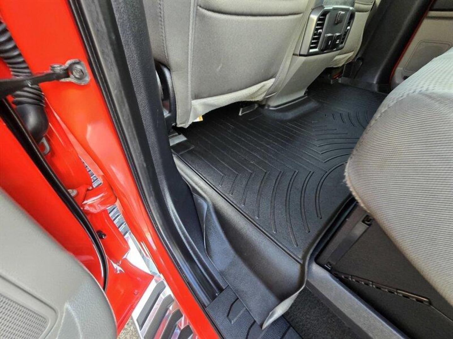 2020 Vermillion Red Ford F-350 XLT (1FT8W3BT1LE) with an Power Stroke 6.7L Biodiesel Turbo V8 475hp 1050ft. engine, Automatic transmission, located at 25355 Eames Street, Channahon, IL, 60410, (815) 467-1807, 41.429108, -88.228432 - Photo#25