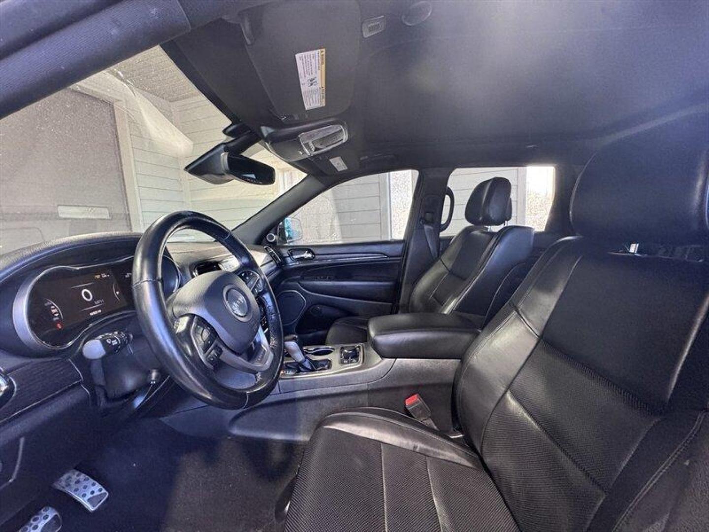 2020 Bright White Clear Coat Jeep Grand Cherokee High Altitude (1C4RJFCT7LC) with an HEMI 5.7L V8 360hp 390ft. lbs. engine, Automatic transmission, located at 25355 Eames Street, Channahon, IL, 60410, (815) 467-1807, 41.429108, -88.228432 - Luxury meets muscle in this 2020 Jeep Grand Cherokee High Altitude. Finished in clean white with blacked-out rims and trim, this SUV looks as strong as it soundsbecause under the hood sits the legendary 5.7L HEMI V8. ???? Loaded with all the bells and whistles, the High Altitude delivers premium co - Photo#10