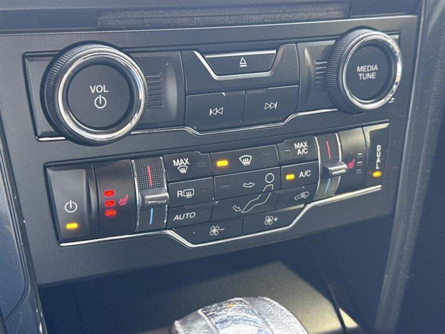 2018 Shadow Black Ford Explorer XLT (1FM5K8D83JG) with an 3.5L V6 290hp 255ft. lbs. engine, Automatic transmission, located at 25355 Eames Street, Channahon, IL, 60410, (815) 467-1807, 41.429108, -88.228432 - Bold, sleek, and fully loadedthis 2018 Ford Explorer 4WD is finished black on black on black for a seriously sharp look, inside and out. Built for comfort, space, and all-season confidence, its ready for whatever life throws your way. Features include: 4WD for year-round capability Heated and c - Photo#21