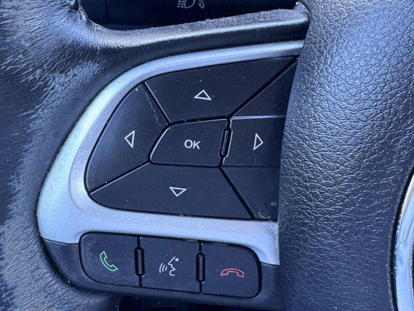 2019 Black Clear Coat Jeep Renegade Latitude (ZACNJABB2KP) with an Tigershark 2.4L I4 180hp 175ft. lbs. engine, Automatic transmission, located at 25355 Eames Street, Channahon, IL, 60410, (815) 467-1807, 41.429108, -88.228432 - Meet the 2019 Jeep Renegade Latitude small SUV, big attitude. Dressed in sleek Black Clear Coat with a Black/Ski Grey interior, this little box of fun packs the Tigershark 2.4L I4 under the hood, serving up 180 hp and 175 lb-ft of torque through a smooth 9-speed automatic. Translation: peppy city s - Photo#23