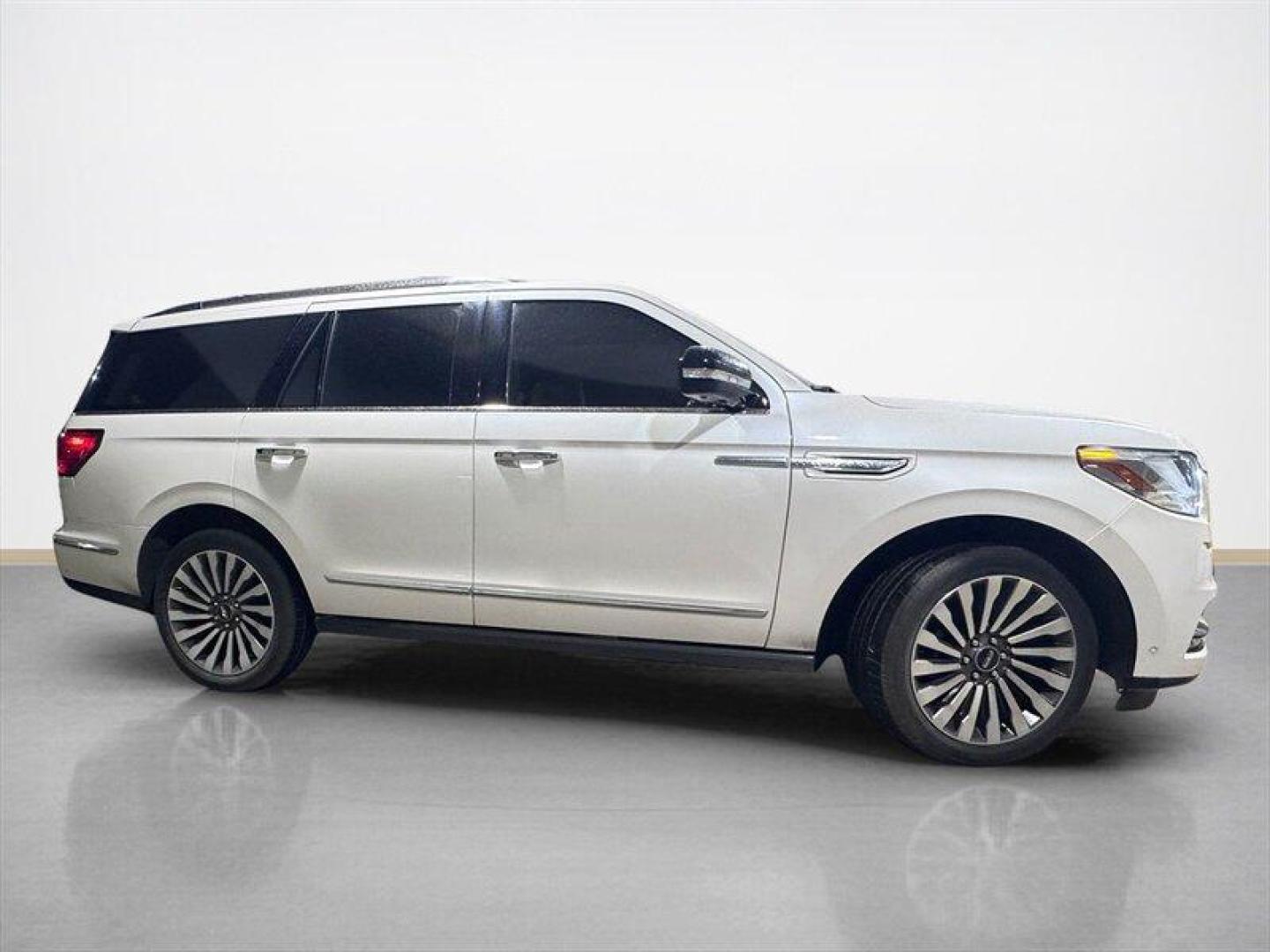 2018 White Platinum Tri-Coat Lincoln Navigator Reserve (5LMJJ2LT0JE) with an 3.5L Twin Turbo V6 450hp 510ft. lbs. engine, Automatic transmission, located at 25355 Eames Street, Channahon, IL, 60410, (815) 467-1807, 41.429108, -88.228432 - Pull up like you own the place. The 2018 Lincoln Navigator Reserve brings full boss energy with luxury to match. Cooled seats when summers rude. Heated leather when winter tries you. Panoramic roof for the views. Backup camera, nav, remote start, power boards all the bells, zero compromises. Whit - Photo#1
