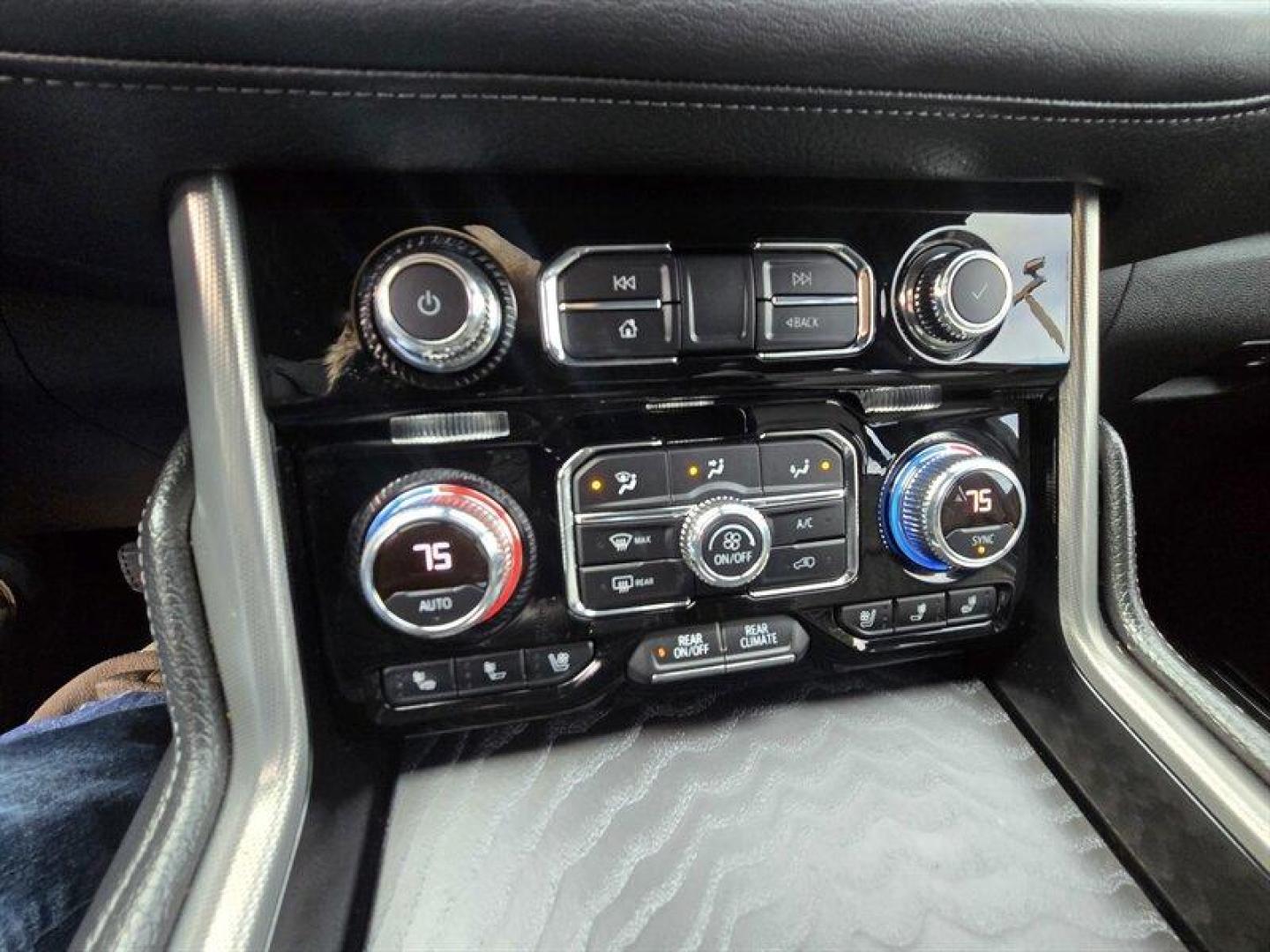 2021 Onyx Black GMC Yukon Denali (1GKS2JKL3MR) with an EcoTec3 6.2L V8 420hp 460ft. lbs. engine, Automatic transmission, located at 25355 Eames Street, Channahon, IL, 60410, (815) 467-1807, 41.429108, -88.228432 - 2021 GMC Yukon XL Denali Onyx Black exterior, Jet Black interior. This Yukon XL is powered by the EcoTec3 6.2L V8 that produces 420 hp and 460 ft-lbs of torque, mated to a 10-speed automatic transmission. EPA fuel economy is approximately 13 MPG city and 19 MPG highway. The vehicle is in excellent - Photo#25