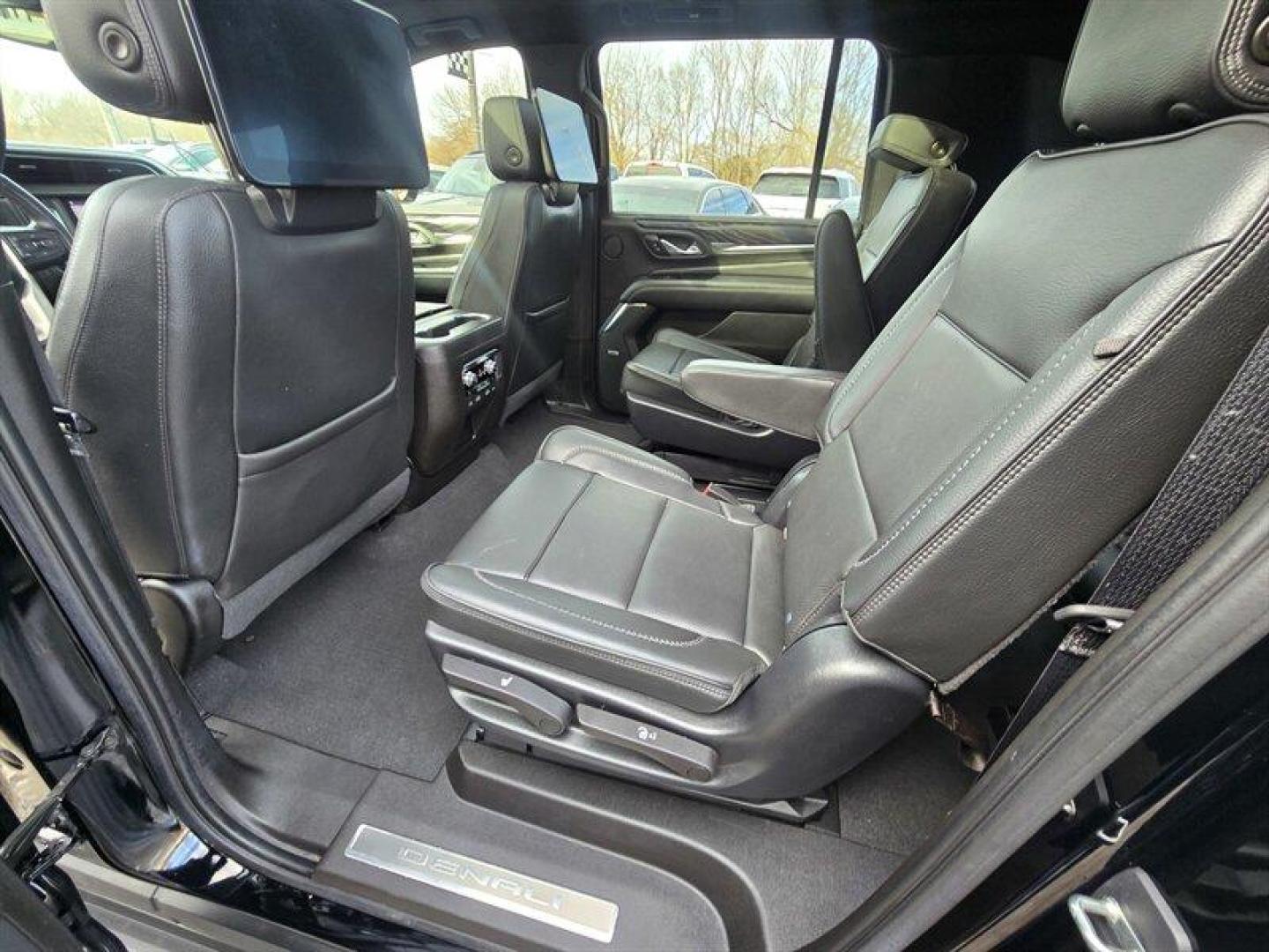 2021 Onyx Black GMC Yukon Denali (1GKS2JKL3MR) with an EcoTec3 6.2L V8 420hp 460ft. lbs. engine, Automatic transmission, located at 25355 Eames Street, Channahon, IL, 60410, (815) 467-1807, 41.429108, -88.228432 - 2021 GMC Yukon XL Denali Onyx Black exterior, Jet Black interior. This Yukon XL is powered by the EcoTec3 6.2L V8 that produces 420 hp and 460 ft-lbs of torque, mated to a 10-speed automatic transmission. EPA fuel economy is approximately 13 MPG city and 19 MPG highway. The vehicle is in excellent - Photo#32