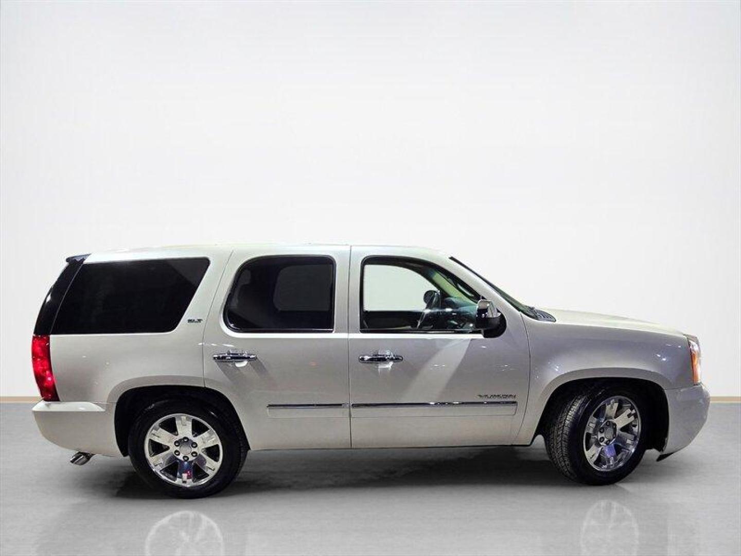 2010 Summit White GMC Yukon SLT (1GKMCCE34AR) with an Vortec Aluminum Block 5.3L Flex Fuel V8 320hp 335f engine, Automatic transmission, located at 25355 Eames Street, Channahon, IL, 60410, (815) 467-1807, 41.429108, -88.228432 - 2010 GMC Yukon SLT XFE Summit White exterior, Light Tan interior. This Yukon is powered by the Vortec aluminum-block 5.3L FlexFuel V8 (320 hp, 335 lb-ft torque) paired with a six-speed automatic transmission. It carries the XFE (extra fuel economy) calibration from the factory to improve highway ef - Photo#1