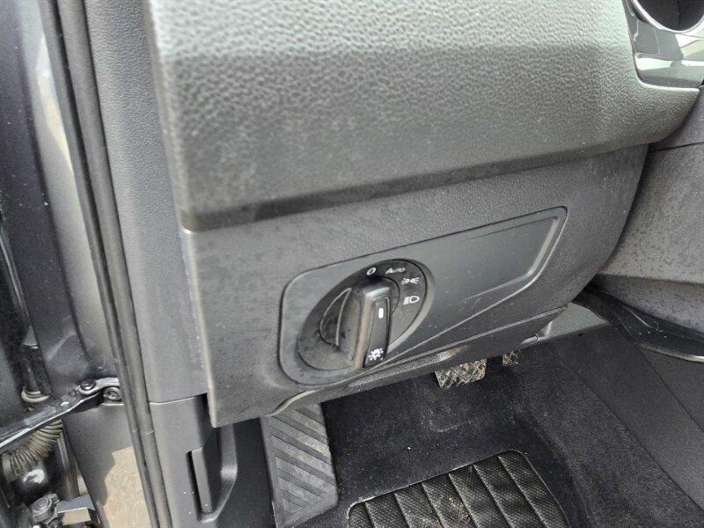 2018 Platinum Gray Metallic Volkswagen Tiguan 2.0T S 4Motion (3VV0B7AX7JM) with an 2.0L Turbo I4 184hp 221ft. lbs. engine, TipTronic transmission, located at 25355 Eames Street, Channahon, IL, 60410, (815) 467-1807, 41.429108, -88.228432 - Meet your practically ageless road partner: a 2018 Volkswagen Tiguan 2.0T S 4Motion compact, turbocharged, and sassier than your last crossover. Under the hood sits the eager 2.0L Turbocharged Inline-4 that churns out 184 horsepower and 221 ft-lbs of torque, paired with Volkswagens 4Motion all-whee - Photo#11