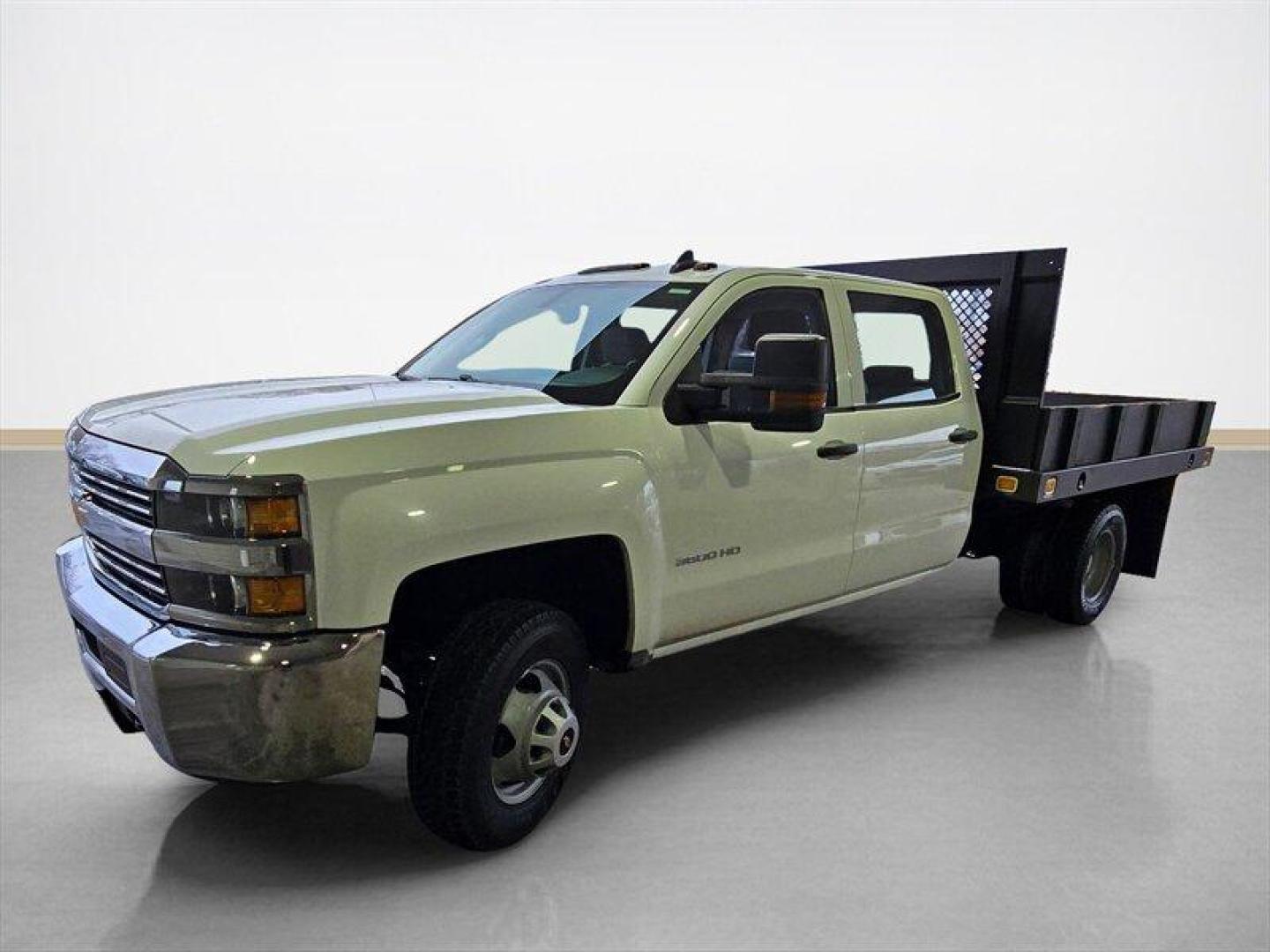 2016 White Chevrolet Silverado 3500 Work Truck (1GB4CYCG9GF) with an Vortec 6.0L V8 360hp 380ft. lbs. engine, Automatic transmission, located at 25355 Eames Street, Channahon, IL, 60410, (815) 467-1807, 41.429108, -88.228432 - ** FULLY SERVICED, 9 FOOT KNAPHEIDE FLAT BED, 6 BRAND NEW TIRES, ONLY 60,000 MILES. **2016 Chevrolet Silverado 3500 Work Truck Vortec 6.0L V8 (360 hp / 380 lb-ft) This 2016 Chevrolet Silverado 3500 Work Truck is finished in White with a Gray interior and is in excellent overall condition. It is po - Photo#7