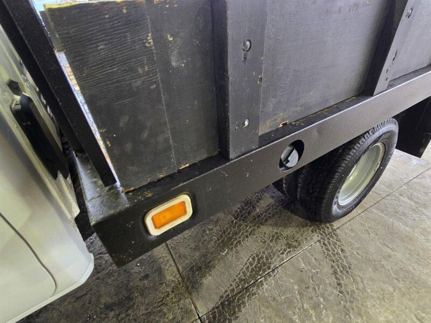 2016 White Chevrolet Silverado 3500 Work Truck (1GB4CYCG9GF) with an Vortec 6.0L V8 360hp 380ft. lbs. engine, Automatic transmission, located at 25355 Eames Street, Channahon, IL, 60410, (815) 467-1807, 41.429108, -88.228432 - ** FULLY SERVICED, 9 FOOT KNAPHEIDE FLAT BED, 6 BRAND NEW TIRES, ONLY 60,000 MILES. **2016 Chevrolet Silverado 3500 Work Truck Vortec 6.0L V8 (360 hp / 380 lb-ft) This 2016 Chevrolet Silverado 3500 Work Truck is finished in White with a Gray interior and is in excellent overall condition. It is po - Photo#21