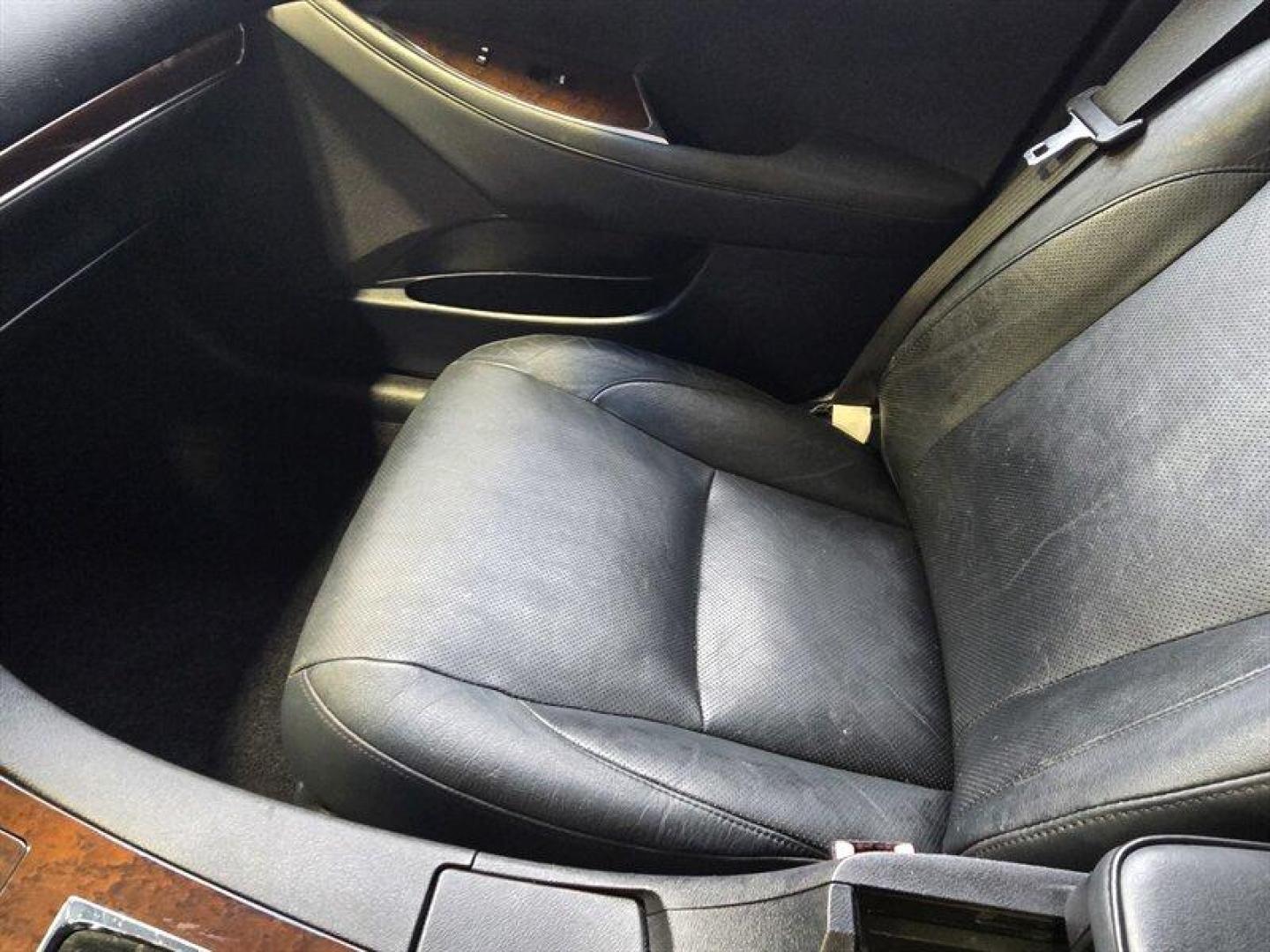 2011 Obsidian Lexus ES 350 350 (JTHBK1EG6B2) with an 3.5L V6 268hp 248ft. lbs. engine, Automatic transmission, located at 25355 Eames Street, Channahon, IL, 60410, (815) 467-1807, 41.429108, -88.228432 - 2011 Lexus ES 350 Obsidian exterior, Black interior This 2011 Lexus ES 350 is powered by the factory 3.5L V6 engine, producing 268 horsepower and 248 lb-ft of torque, paired with a smooth automatic transmission and front-wheel drive. Fuel economy is rated at approximately 19 MPG city and 27 MPG hi - Photo#22