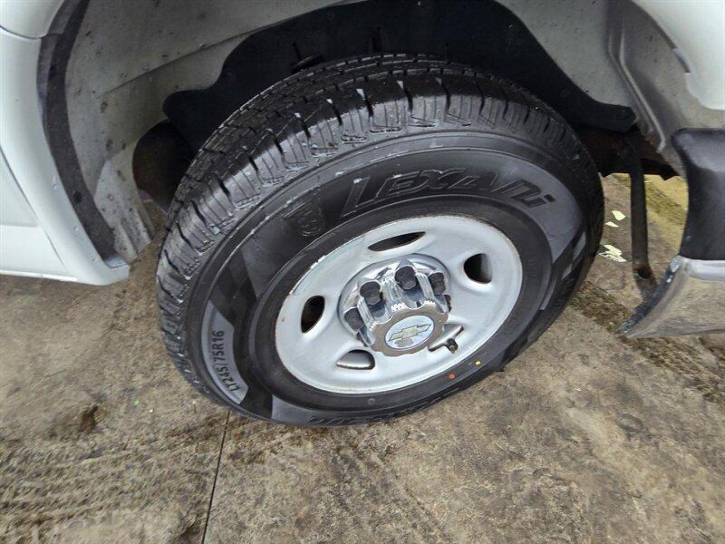 2011 Summit White Chevrolet Express LT Passenger (1GAZGYFG4B1) with an 6.0L Flex Fuel V8 323hp 373ft. lbs. engine, Automatic transmission, located at 25355 Eames Street, Channahon, IL, 60410, (815) 467-1807, 41.429108, -88.228432 - 2011 Chevrolet Express LT 3500 ** 8 PASSENGER WITH A POWER DRIVERS SEAT AND SLIDING SIDE DOOR** Summit White exterior, Medium Pewter interior. Powered by a 6.0L FlexFuel V8 (323 hp / 373 lb-ft) and built on a heavy-duty Express 3500 chassis with rear-wheel drive, this van delivers dependable low-r - Photo#29