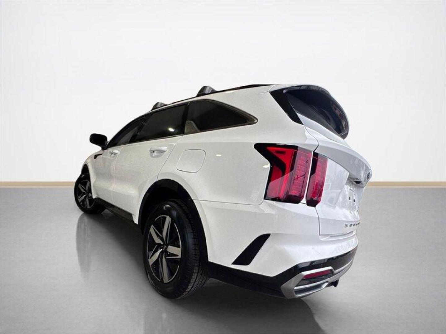 2021 Glacial White Pearl Kia Sorento S (5XYRL4LC2MG) with an 2.5L I4 191hp 181ft. lbs. engine, Automatic transmission, located at 25355 Eames Street, Channahon, IL, 60410, (815) 467-1807, 41.429108, -88.228432 - Meet the 2021 Kia Sorento S a practical, comfortable three-row crossover that balances everyday usability with modern tech and a confident 2.5L I4 powertrain. The 2.5-liter engine produces 191 hp and 181 lb-ft of torque, paired with a smooth automatic transmission for everyday driving. Youll apprec - Photo#5