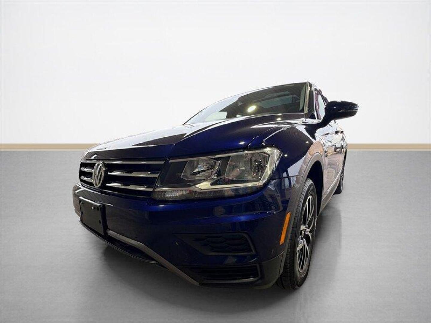 2021 Stone Blue Metallic Volkswagen Tiguan 2.0T SE (3VV2B7AX0MM) with an 2.0L Turbo I4 184hp 221ft. lbs. engine, TipTronic transmission, located at 25355 Eames Street, Channahon, IL, 60410, (815) 467-1807, 41.429108, -88.228432 - Meet your new not-so-humble compact SUV: a 2021 Volkswagen Tiguan SE 4MOTION thats got the looks, the brains, and the all-wheel-drive attitude to handle whatever you throw at it in style. Under the hood its sporting the pep you asked for: a 2.0L Turbo I4 putting out 184 hp and 221 ft-lbs of torque, - Photo#7