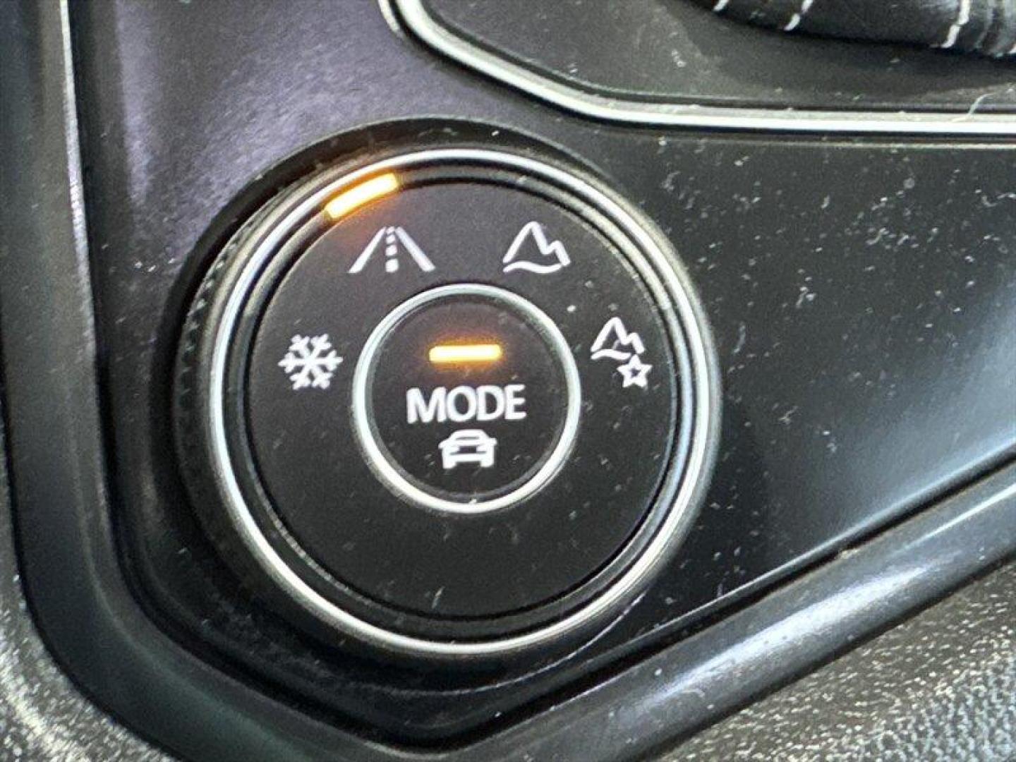 2021 Stone Blue Metallic Volkswagen Tiguan 2.0T SE (3VV2B7AX0MM) with an 2.0L Turbo I4 184hp 221ft. lbs. engine, TipTronic transmission, located at 25355 Eames Street, Channahon, IL, 60410, (815) 467-1807, 41.429108, -88.228432 - Meet your new not-so-humble compact SUV: a 2021 Volkswagen Tiguan SE 4MOTION thats got the looks, the brains, and the all-wheel-drive attitude to handle whatever you throw at it in style. Under the hood its sporting the pep you asked for: a 2.0L Turbo I4 putting out 184 hp and 221 ft-lbs of torque, - Photo#24