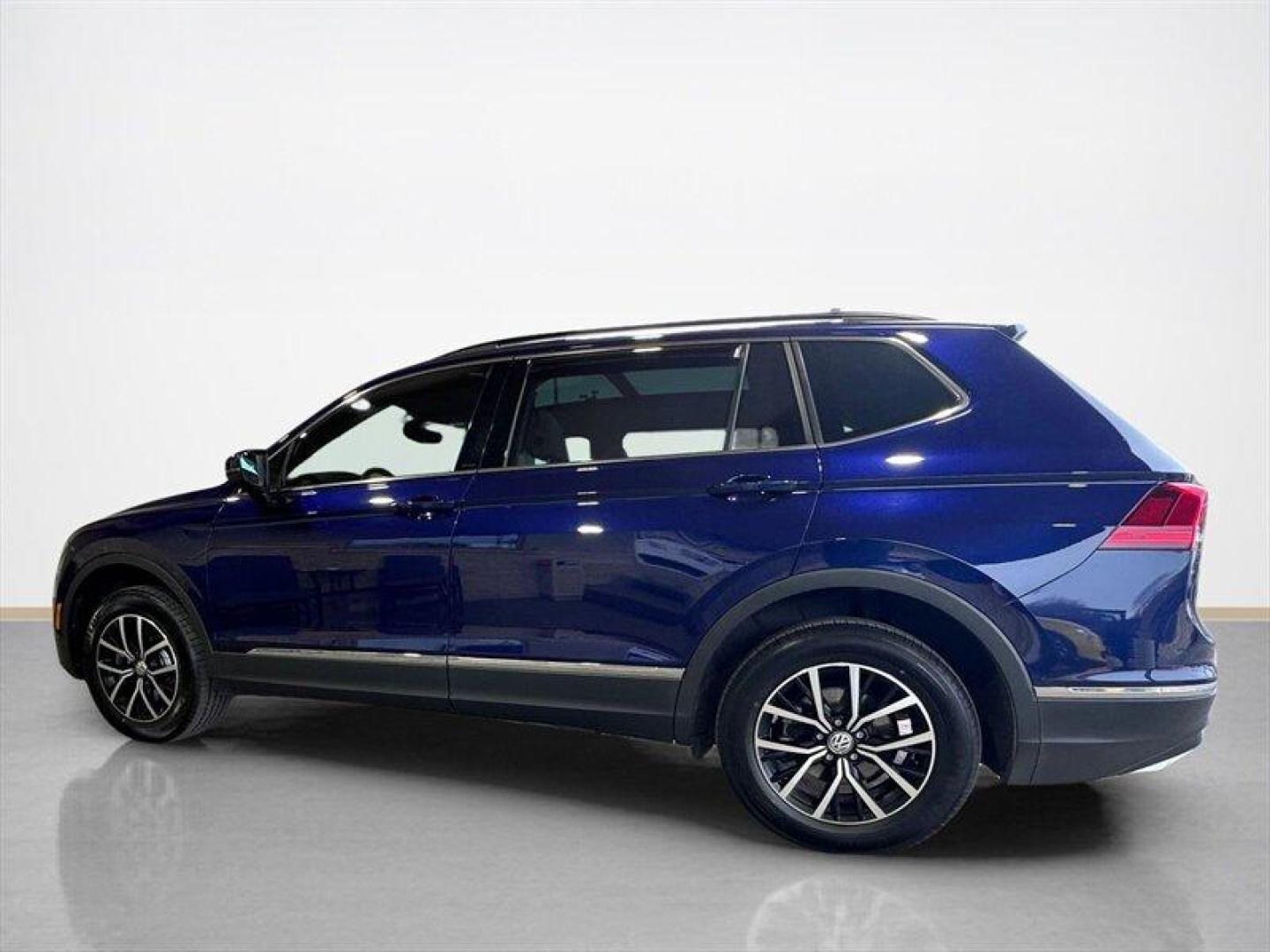 2021 Stone Blue Metallic Volkswagen Tiguan 2.0T SE (3VV2B7AX0MM) with an 2.0L Turbo I4 184hp 221ft. lbs. engine, TipTronic transmission, located at 25355 Eames Street, Channahon, IL, 60410, (815) 467-1807, 41.429108, -88.228432 - Meet your new not-so-humble compact SUV: a 2021 Volkswagen Tiguan SE 4MOTION thats got the looks, the brains, and the all-wheel-drive attitude to handle whatever you throw at it in style. Under the hood its sporting the pep you asked for: a 2.0L Turbo I4 putting out 184 hp and 221 ft-lbs of torque, - Photo#6