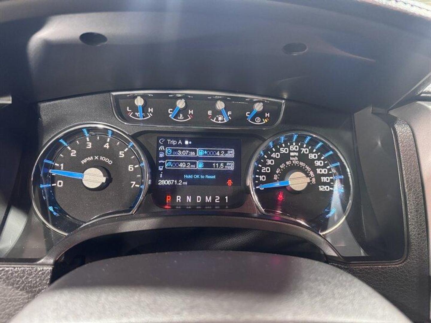 2013 Blue Jeans Metallic Ford F-150 Lariat (1FTFW1EF0DF) with an 5.0L Flex Fuel V8 360hp 380ft. lbs. engine, Automatic transmission, located at 25355 Eames Street, Channahon, IL, 60410, (815) 467-1807, 41.429108, -88.228432 - 2013 Ford F-150 Lariat Blue Jeans Metallic exterior with Steel Gray leather interior. Powerful and refined, this Lariat is factory-equipped with Fords 5.0L Flex Fuel V8 producing 360 hp and 380 lb-ft of torque, paired with a 6-speed automatic transmission with Tow/Haul capability to provide confide - Photo#26