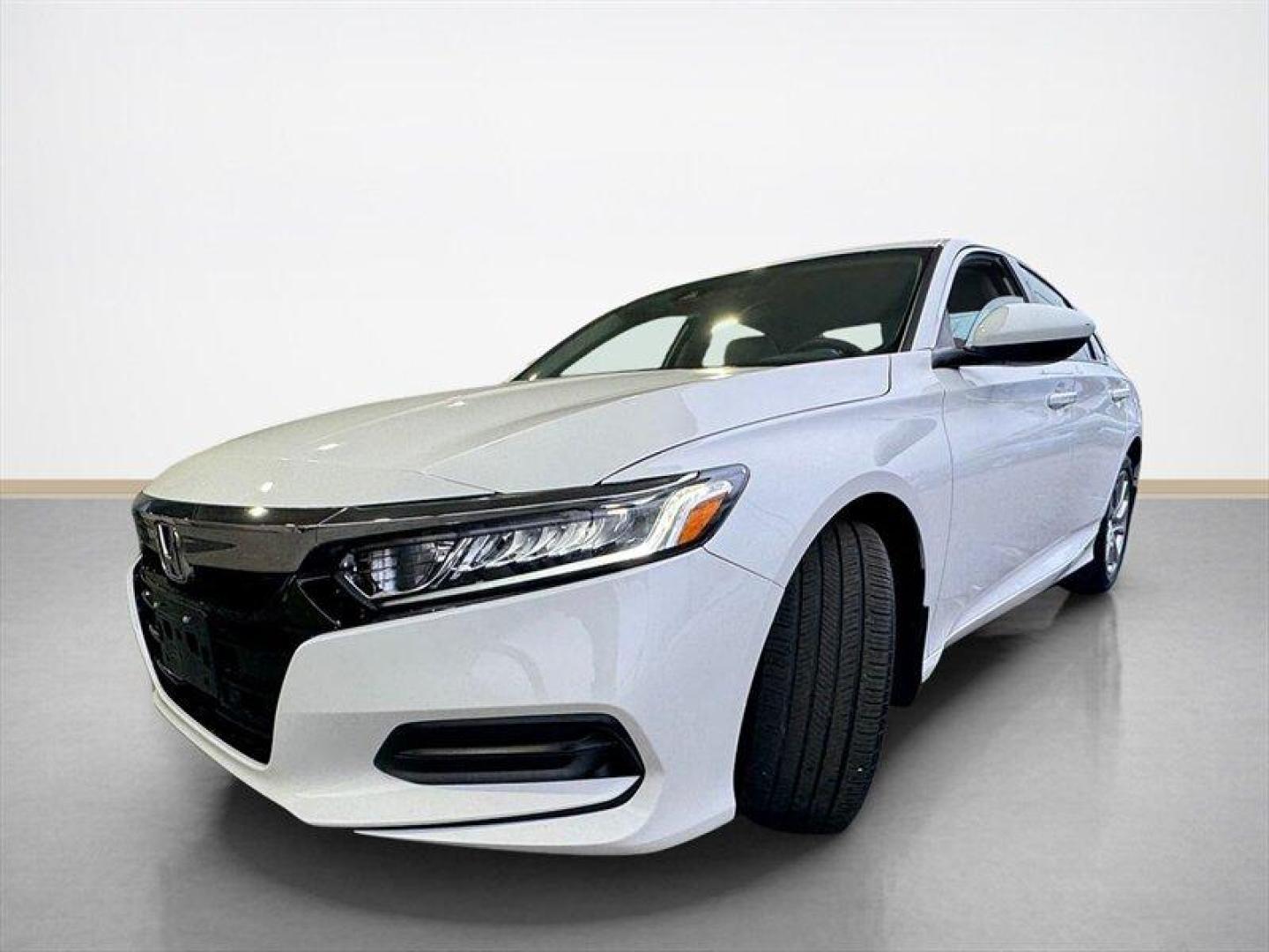 2018 Platinum White Pearl Honda Accord LX (1HGCV1F10JA) with an 1.5L Turbo I4 192hp 192ft. lbs. engine, Automatic transmission, located at 25355 Eames Street, Channahon, IL, 60410, (815) 467-1807, 41.429108, -88.228432 - 2018 Honda Accord LX 1.5L Turbo I4, 192 hp / 192 lb-ft Exceptional condition, exceptionally efficient This 2018 Honda Accord LX pairs the responsive 1.5L turbocharged I4 (192 horsepower, 192 lb-ft torque) with a smooth continuously variable transmission (CVT) and front-wheel drive to deliver a co - Photo#7