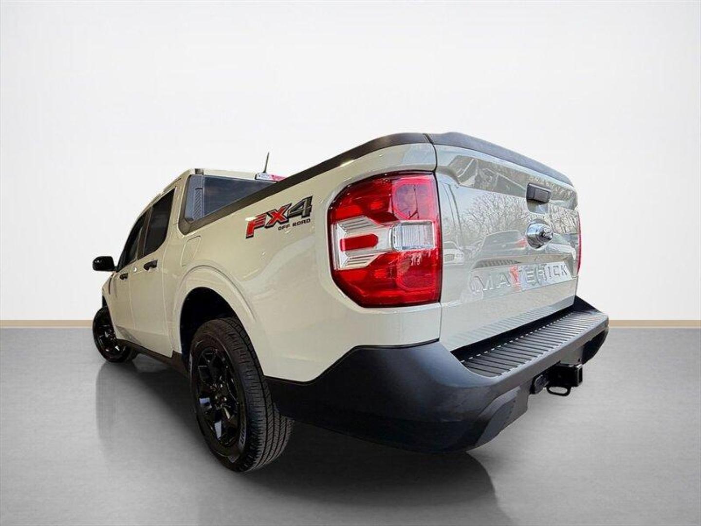 2024 Tan Ford Maverick XLT (3FTTW8J94RR) with an EcoBoost 2.0L Turbo I4 250hp 277ft. lbs. engine, Automatic transmission, located at 25355 Eames Street, Channahon, IL, 60410, (815) 467-1807, 41.429108, -88.228432 - Photo#5