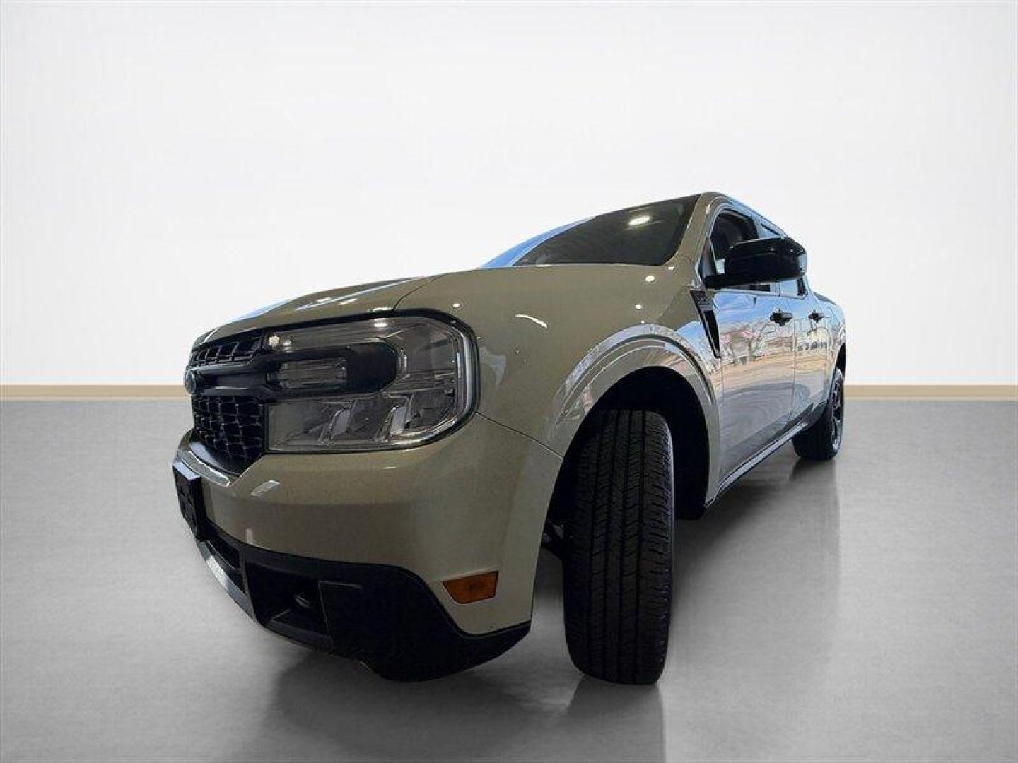 2024 Tan Ford Maverick XLT (3FTTW8J94RR) with an EcoBoost 2.0L Turbo I4 250hp 277ft. lbs. engine, Automatic transmission, located at 25355 Eames Street, Channahon, IL, 60410, (815) 467-1807, 41.429108, -88.228432 - Photo#7