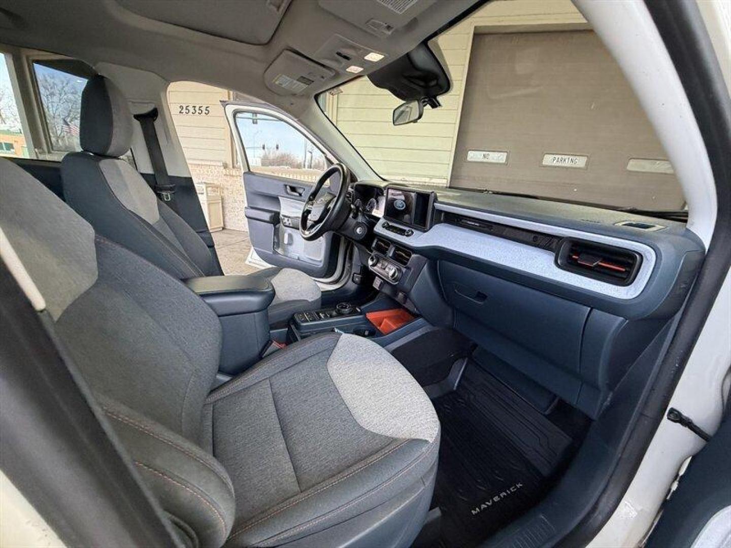 2024 Tan Ford Maverick XLT (3FTTW8J94RR) with an EcoBoost 2.0L Turbo I4 250hp 277ft. lbs. engine, Automatic transmission, located at 25355 Eames Street, Channahon, IL, 60410, (815) 467-1807, 41.429108, -88.228432 - Photo#14