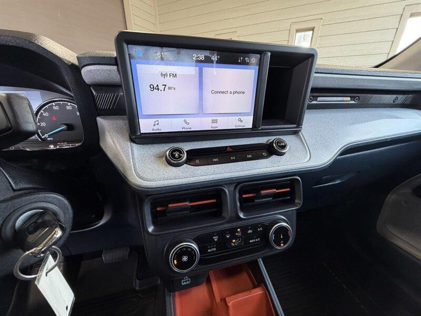 2024 Tan Ford Maverick XLT (3FTTW8J94RR) with an EcoBoost 2.0L Turbo I4 250hp 277ft. lbs. engine, Automatic transmission, located at 25355 Eames Street, Channahon, IL, 60410, (815) 467-1807, 41.429108, -88.228432 - Photo#19