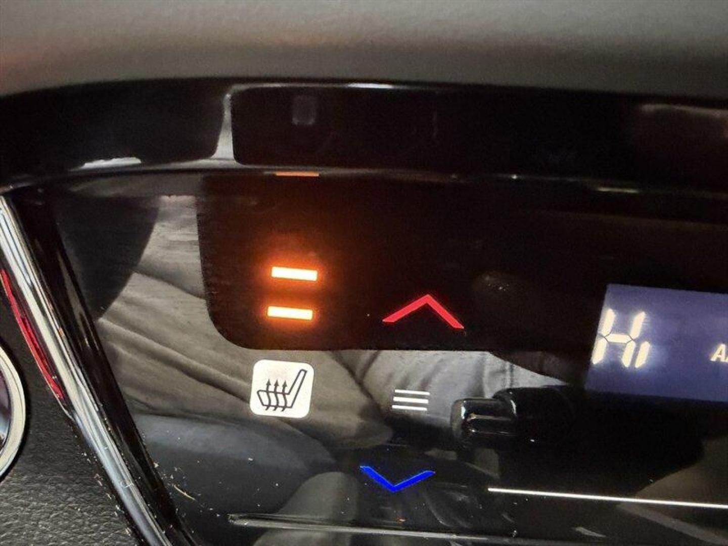 2022 Lunar Silver Metallic Honda HR-V EX (3CZRU5H59NM) with an 1.8L I4 141hp 127ft. lbs. engine, Automatic transmission, located at 25355 Eames Street, Channahon, IL, 60410, (815) 467-1807, 41.429108, -88.228432 - Photo#21