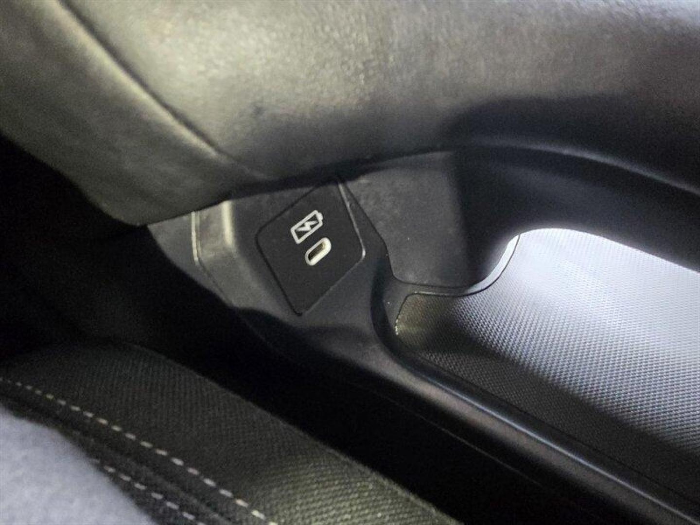 2024 Crystal Black Pearl Honda HR-V LX (3CZRZ2H35RM) with an 2.0L I4 158hp 138ft. lbs. engine, Automatic transmission, located at 25355 Eames Street, Channahon, IL, 60410, (815) 467-1807, 41.429108, -88.228432 - 2024 Honda HR-V LX low miles, high attitude. Under the hood: a peppy 2.0L inline-4 that serves up 158 hp and 138 lb-ft of torque, paired with Hondas smooth CVT for easy, efficient driving. This HR-V sips gas 25 MPG city and 30 MPG highway and shows under 11,000 miles on the odometer (thats less - Photo#19