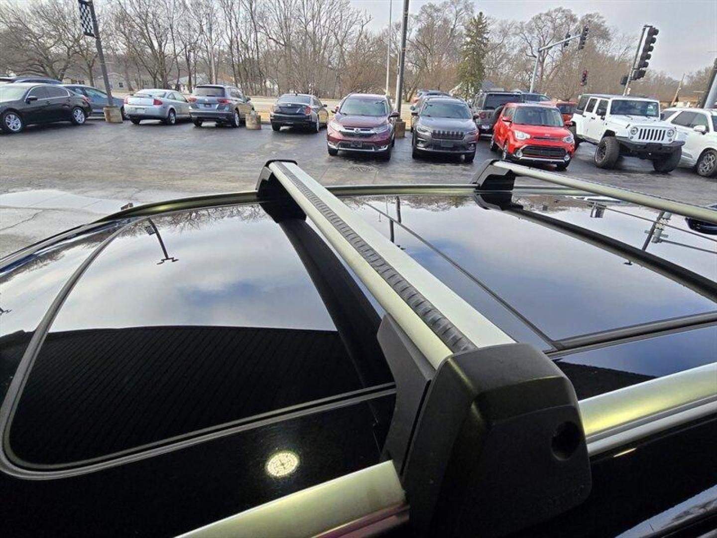 2018 Onyx Black Metallic Volvo V90 Cross Country T5 (YV4102NK4J1) with an 2.0L Turbo I4 250hp 258ft. lbs. engine, Automatic transmission, located at 25355 Eames Street, Channahon, IL, 60410, (815) 467-1807, 41.429108, -88.228432 - Meet the 2018 Volvo V90 Cross Country T5 the stylish, sensible, slightly rebellious wagon that says I like my yoga pants and my weekend adventures in one perfectly crafted Scandinavian sentence. Power and efficiency - 2.0L Turbo I4 putting out a zesty 250 hp and 258 lb-ft of torque - Smooth-shifti - Photo#9