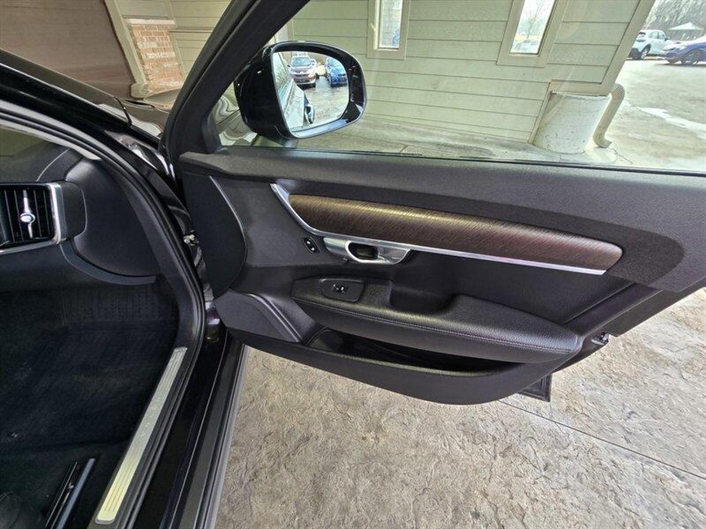 2018 Onyx Black Metallic Volvo V90 Cross Country T5 (YV4102NK4J1) with an 2.0L Turbo I4 250hp 258ft. lbs. engine, Automatic transmission, located at 25355 Eames Street, Channahon, IL, 60410, (815) 467-1807, 41.429108, -88.228432 - Meet the 2018 Volvo V90 Cross Country T5 the stylish, sensible, slightly rebellious wagon that says I like my yoga pants and my weekend adventures in one perfectly crafted Scandinavian sentence. Power and efficiency - 2.0L Turbo I4 putting out a zesty 250 hp and 258 lb-ft of torque - Smooth-shifti - Photo#30