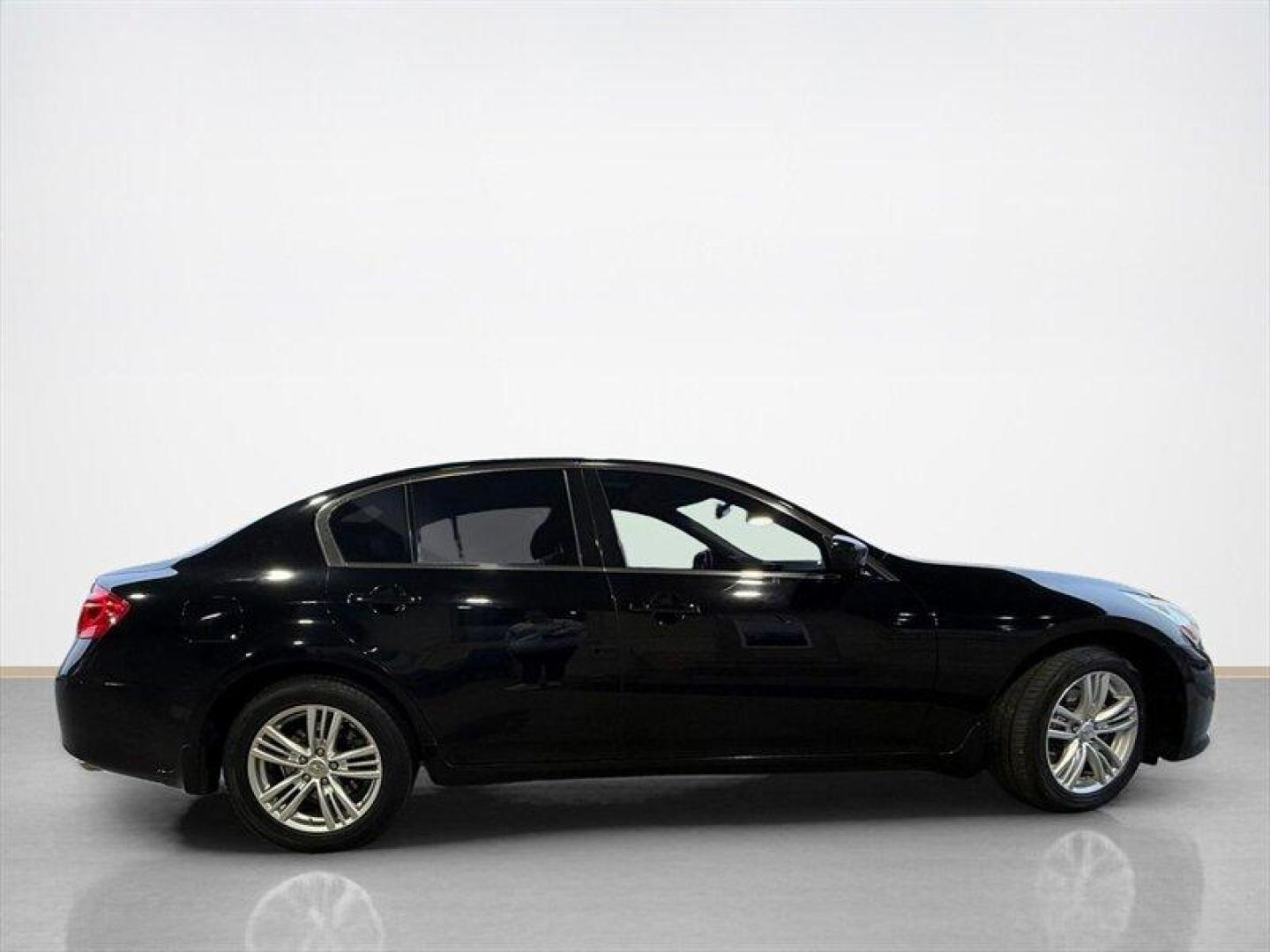 2013 Malbec Black INFINITI G37 Sedan X (JN1CV6AR0DM) with an 3.7L V6 328hp 269ft. lbs. engine, Automatic transmission, located at 25355 Eames Street, Channahon, IL, 60410, (815) 467-1807, 41.429108, -88.228432 - LOCAL TRADE. NEEDS NORMAL MAIT...TIRES, BRAKES ETC. PRICED TO SELL ACCORDINGLY. - Photo#1