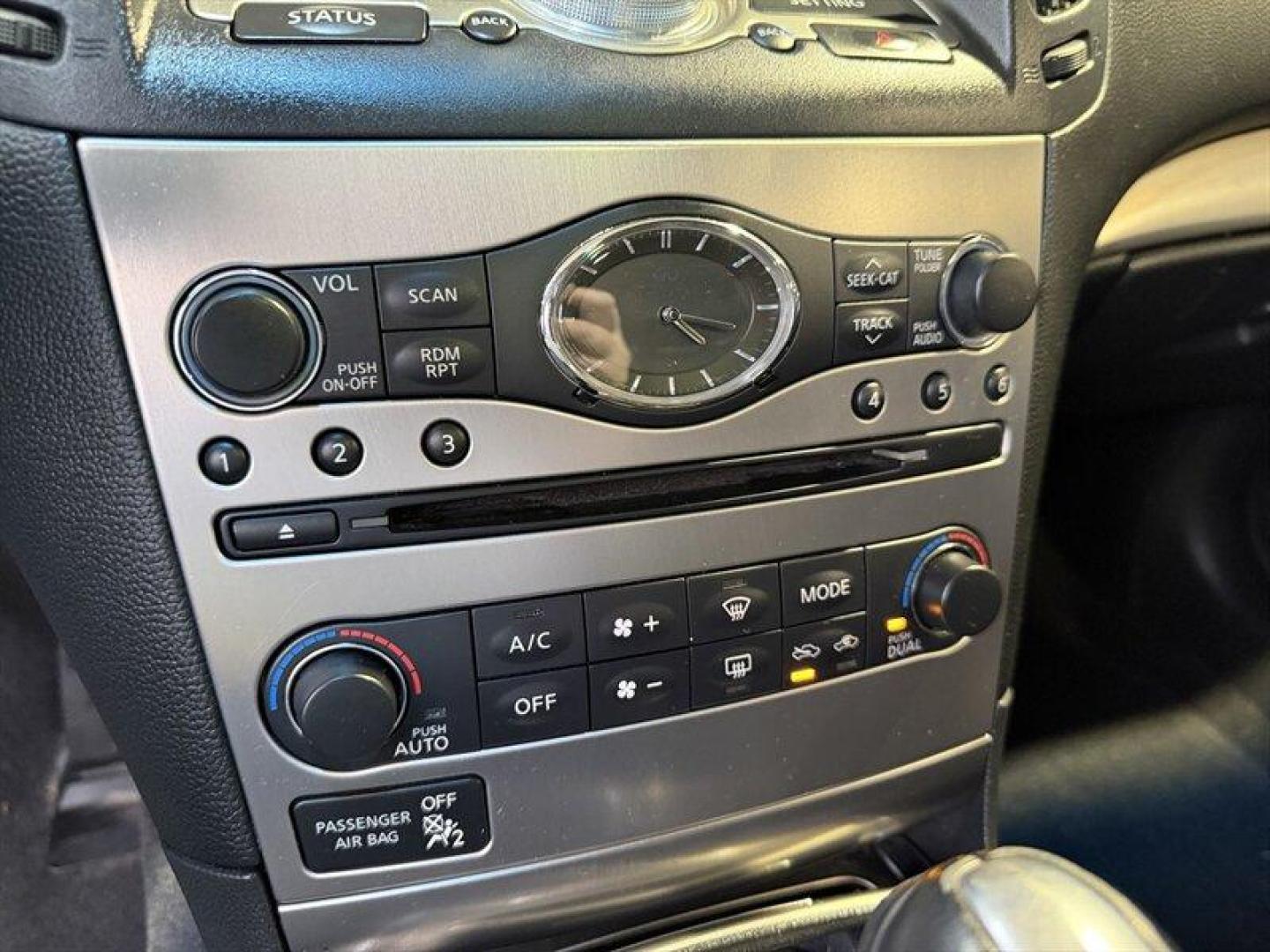 2013 Malbec Black INFINITI G37 Sedan X (JN1CV6AR0DM) with an 3.7L V6 328hp 269ft. lbs. engine, Automatic transmission, located at 25355 Eames Street, Channahon, IL, 60410, (815) 467-1807, 41.429108, -88.228432 - LOCAL TRADE. NEEDS NORMAL MAIT...TIRES, BRAKES ETC. PRICED TO SELL ACCORDINGLY. - Photo#18