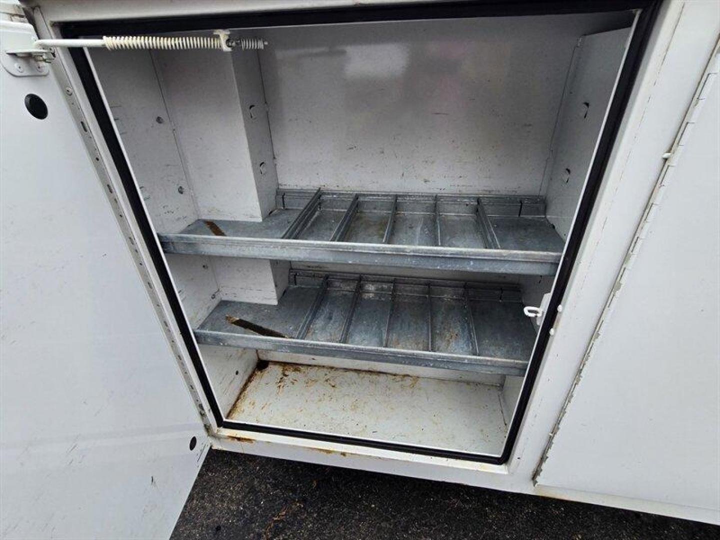 2015 White Chevrolet Express Work Van Cutaway (1GB0G2CG3F1) with an Vortec 6.0L Flex Fuel V8 342hp 373ft. lbs. engine, Automatic transmission, located at 25355 Eames Street, Channahon, IL, 60410, (815) 467-1807, 41.429108, -88.228432 - *12 FOOT KNAPHEIDE KUV PLUMBERS VAN* CLEAN LOCAL TRADE. JUST SERVICED! - Photo#18