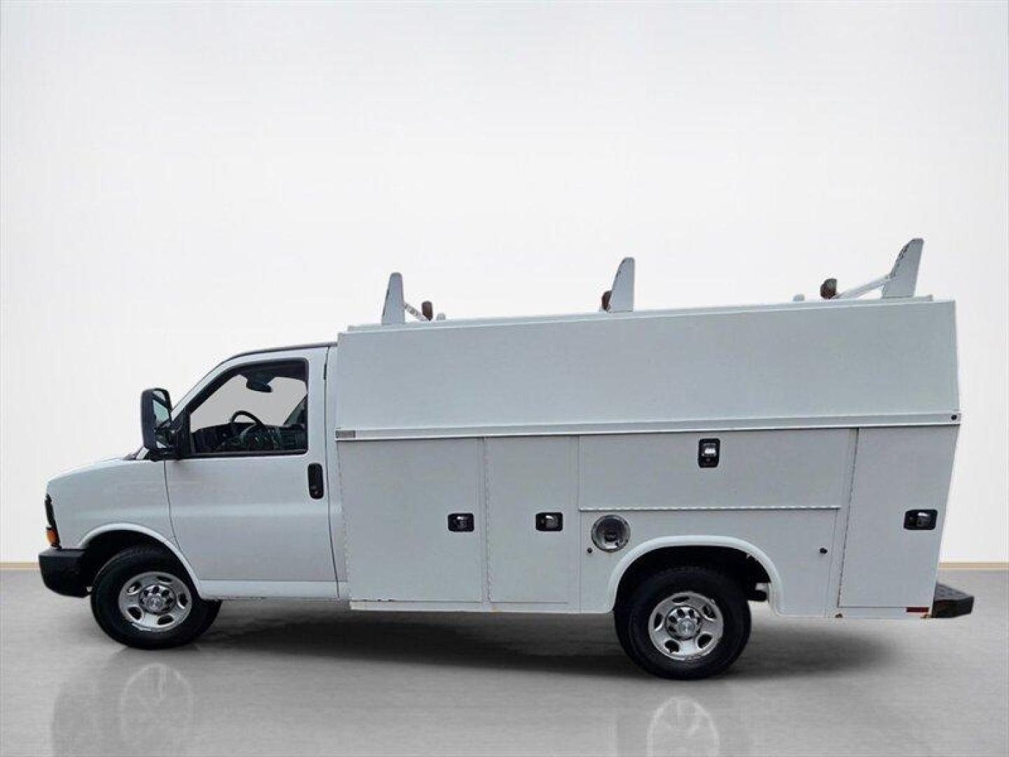 2015 White Chevrolet Express Work Van Cutaway (1GB0G2CG3F1) with an Vortec 6.0L Flex Fuel V8 342hp 373ft. lbs. engine, Automatic transmission, located at 25355 Eames Street, Channahon, IL, 60410, (815) 467-1807, 41.429108, -88.228432 - *12 FOOT KNAPHEIDE KUV PLUMBERS VAN* CLEAN LOCAL TRADE. JUST SERVICED! - Photo#6