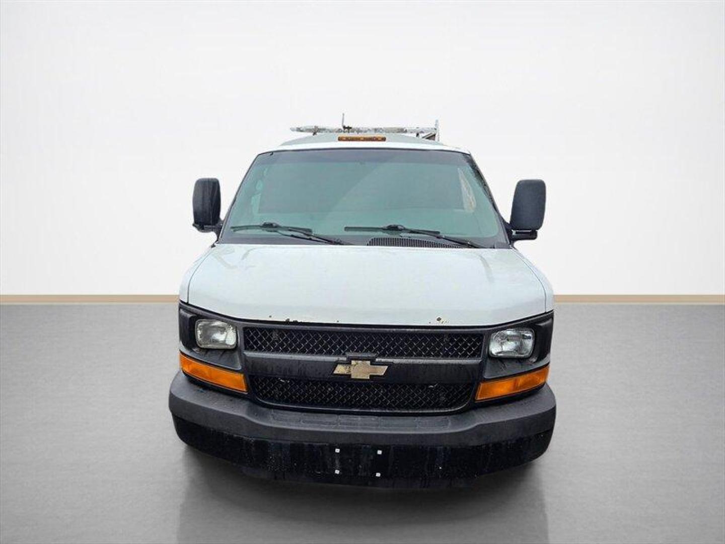 2015 White Chevrolet Express Work Van Cutaway (1GB0G2CG3F1) with an Vortec 6.0L Flex Fuel V8 342hp 373ft. lbs. engine, Automatic transmission, located at 25355 Eames Street, Channahon, IL, 60410, (815) 467-1807, 41.429108, -88.228432 - *12 FOOT KNAPHEIDE KUV PLUMBERS VAN* CLEAN LOCAL TRADE. JUST SERVICED! - Photo#8