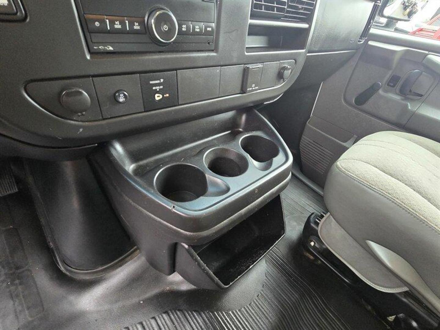 2015 White Chevrolet Express Work Van Cutaway (1GB0G2CG3F1) with an Vortec 6.0L Flex Fuel V8 342hp 373ft. lbs. engine, Automatic transmission, located at 25355 Eames Street, Channahon, IL, 60410, (815) 467-1807, 41.429108, -88.228432 - *12 FOOT KNAPHEIDE KUV PLUMBERS VAN* CLEAN LOCAL TRADE. JUST SERVICED! - Photo#14