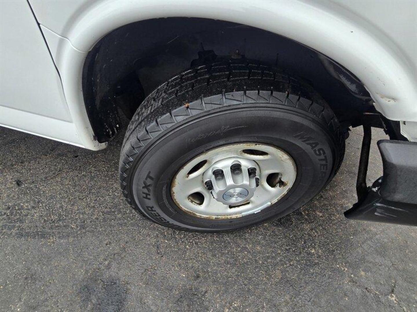 2015 White Chevrolet Express Work Van Cutaway (1GB0G2CG3F1) with an Vortec 6.0L Flex Fuel V8 342hp 373ft. lbs. engine, Automatic transmission, located at 25355 Eames Street, Channahon, IL, 60410, (815) 467-1807, 41.429108, -88.228432 - *12 FOOT KNAPHEIDE KUV PLUMBERS VAN* CLEAN LOCAL TRADE. JUST SERVICED! - Photo#28