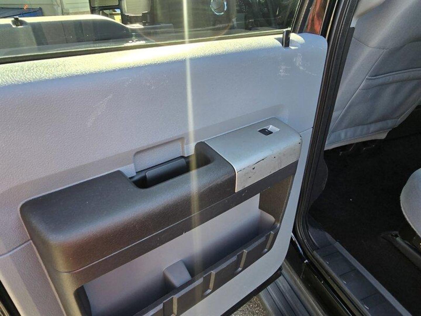 2016 Shadow Black Ford F-350 XLT DRW (1FT8W3D65GE) with an 6.2L Flex Fuel V8 316hp 397ft. lbs. engine, Automatic transmission, located at 25355 Eames Street, Channahon, IL, 60410, (815) 467-1807, 41.429108, -88.228432 - ** 8 FOOT LONG BED, ONLY 46,000 MILES **2016 Ford F-350 Super Duty XLT Shadow Black exterior, Steel Gray interior. Powered by the factory 6.2L Flex-Fuel V8 (316 hp / 397 lb-ft) paired with Fords TorqShift six-speed automatic transmission. This one-owner truck has below 47,000 miles (averaging under - Photo#28