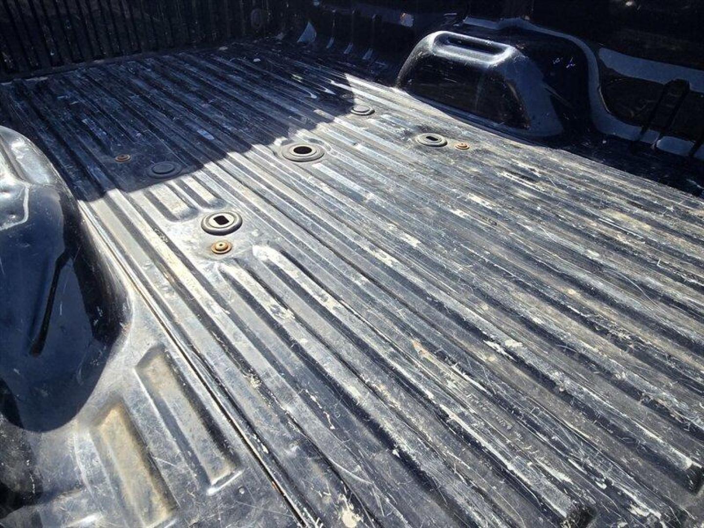 2016 Shadow Black Ford F-350 XLT DRW (1FT8W3D65GE) with an 6.2L Flex Fuel V8 316hp 397ft. lbs. engine, Automatic transmission, located at 25355 Eames Street, Channahon, IL, 60410, (815) 467-1807, 41.429108, -88.228432 - ** 8 FOOT LONG BED, ONLY 46,000 MILES **2016 Ford F-350 Super Duty XLT Shadow Black exterior, Steel Gray interior. Powered by the factory 6.2L Flex-Fuel V8 (316 hp / 397 lb-ft) paired with Fords TorqShift six-speed automatic transmission. This one-owner truck has below 47,000 miles (averaging under - Photo#29