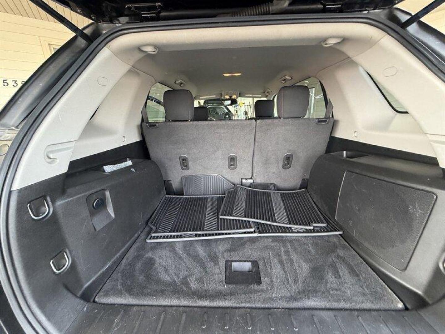 2016 Onyx Black GMC Terrain SLE-1 (2GKFLSEK6G6) with an Ecotec 2.4L I4 182hp 172ft. lbs. engine, Automatic transmission, located at 25355 Eames Street, Channahon, IL, 60410, (815) 467-1807, 41.429108, -88.228432 - Photo#12