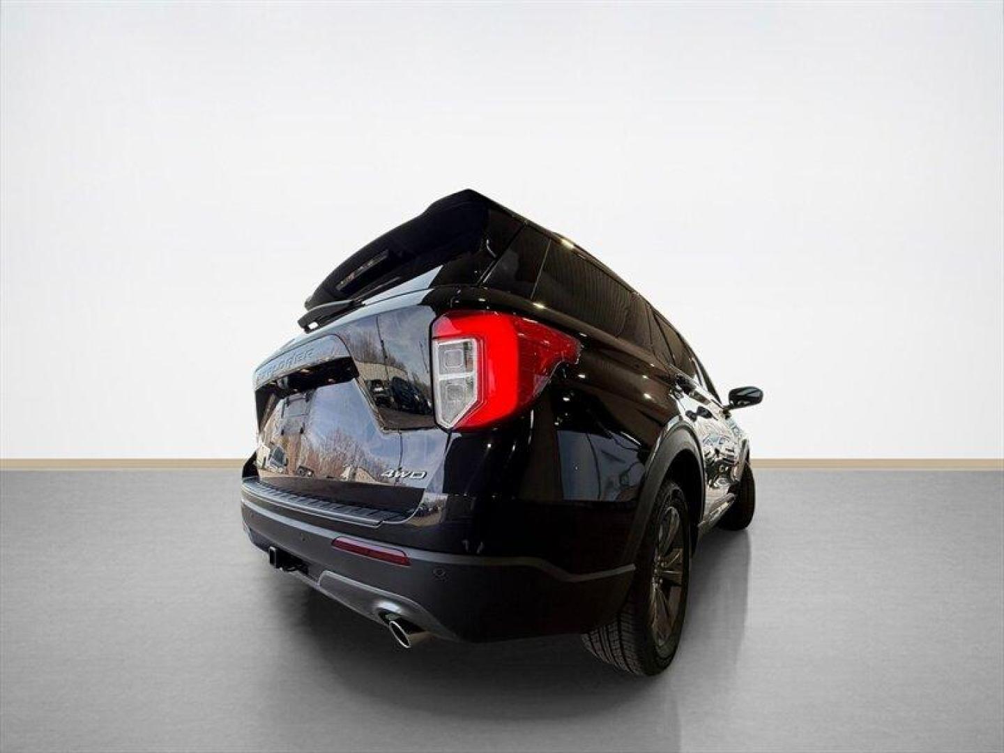 2024 Agate Black Ford Explorer XLT (1FMSK8DH9RG) with an EcoBoost 2.3L Turbo I4 300hp 310ft. lbs. engine, Automatic transmission, located at 25355 Eames Street, Channahon, IL, 60410, (815) 467-1807, 41.429108, -88.228432 - Photo#3