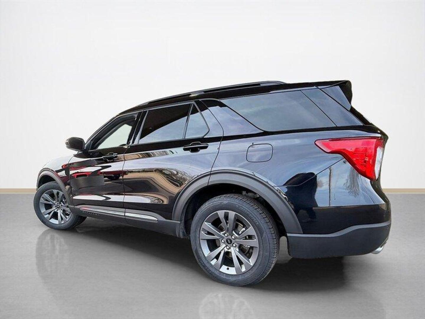 2024 Agate Black Ford Explorer XLT (1FMSK8DH9RG) with an EcoBoost 2.3L Turbo I4 300hp 310ft. lbs. engine, Automatic transmission, located at 25355 Eames Street, Channahon, IL, 60410, (815) 467-1807, 41.429108, -88.228432 - Photo#6