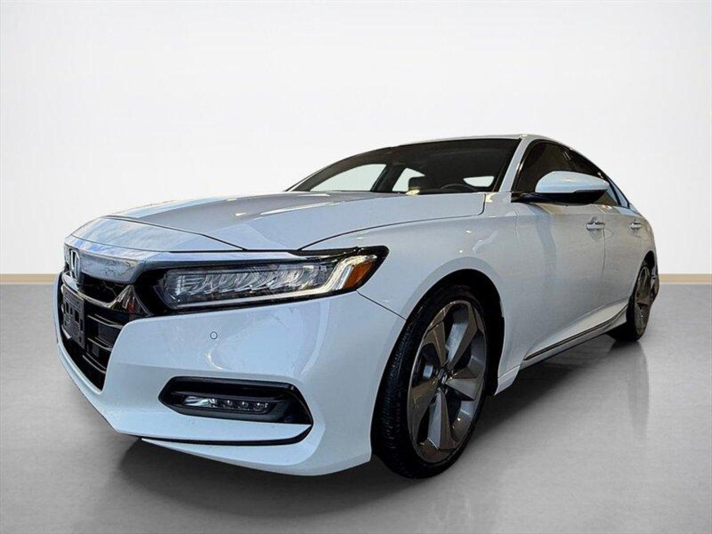 2018 Platinum White Pearl Honda Accord Touring 2.0T (1HGCV2F99JA) with an 2.0L Turbo I4 252hp 273ft. lbs. engine, Automatic transmission, located at 25355 Eames Street, Channahon, IL, 60410, (815) 467-1807, 41.429108, -88.228432 - This is not a sleeper. This 2018 Honda Accord Touring in Platinum White Pearl with a Black interior is a no-compromise sport-luxury sedan built to dominate your daily drive. Under the hood sits the potent 2.0L Turbocharged I4 making 252 hp and 273 lb-ft of torque, mated to Hondas smooth 10-speed aut - Photo#7