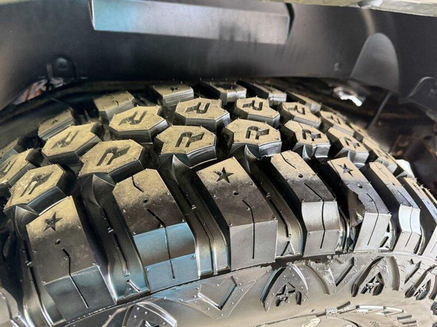 2015 Tank Clear Coat Jeep Wrangler Sahara (1C4AJWBG3FL) with an 3.6L V6 285hp 260ft. lbs. engine, Automatic transmission, located at 25355 Eames Street, Channahon, IL, 60410, (815) 467-1807, 41.429108, -88.228432 - Photo#9